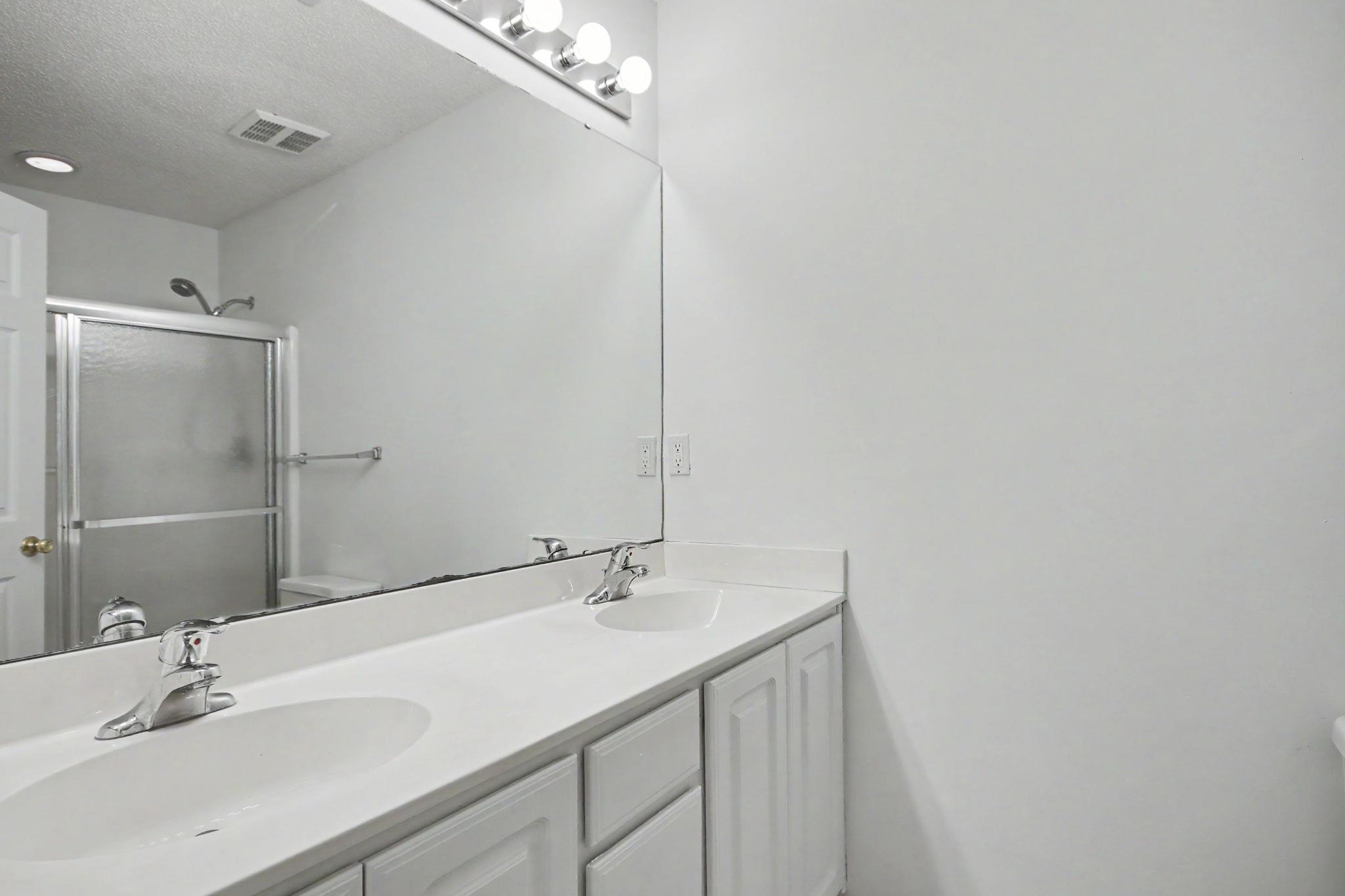 314 Red Rose Blvd. Unit: 3