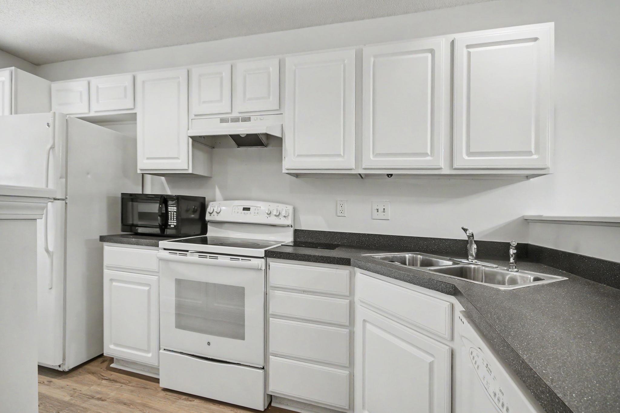 314 Red Rose Blvd. Unit: 3