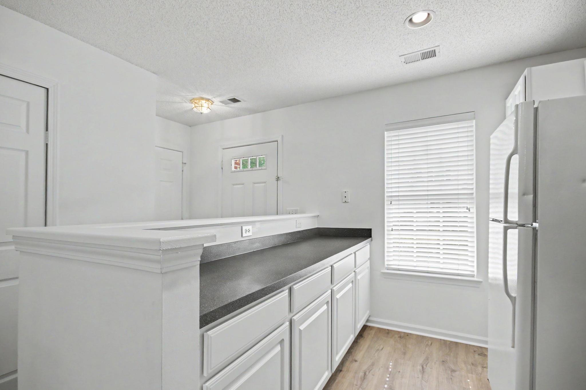 314 Red Rose Blvd. Unit: 3