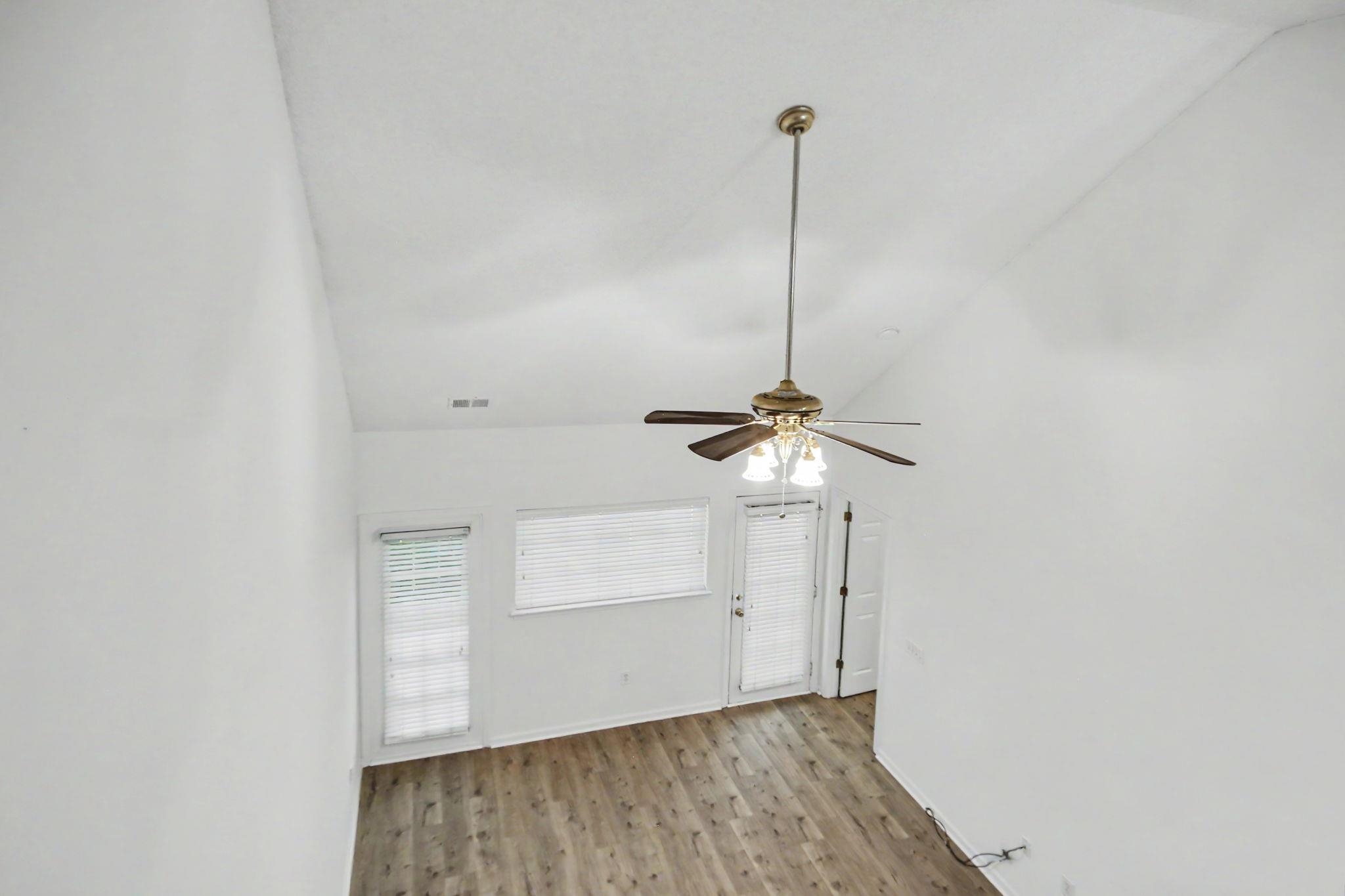 314 Red Rose Blvd. Unit: 3