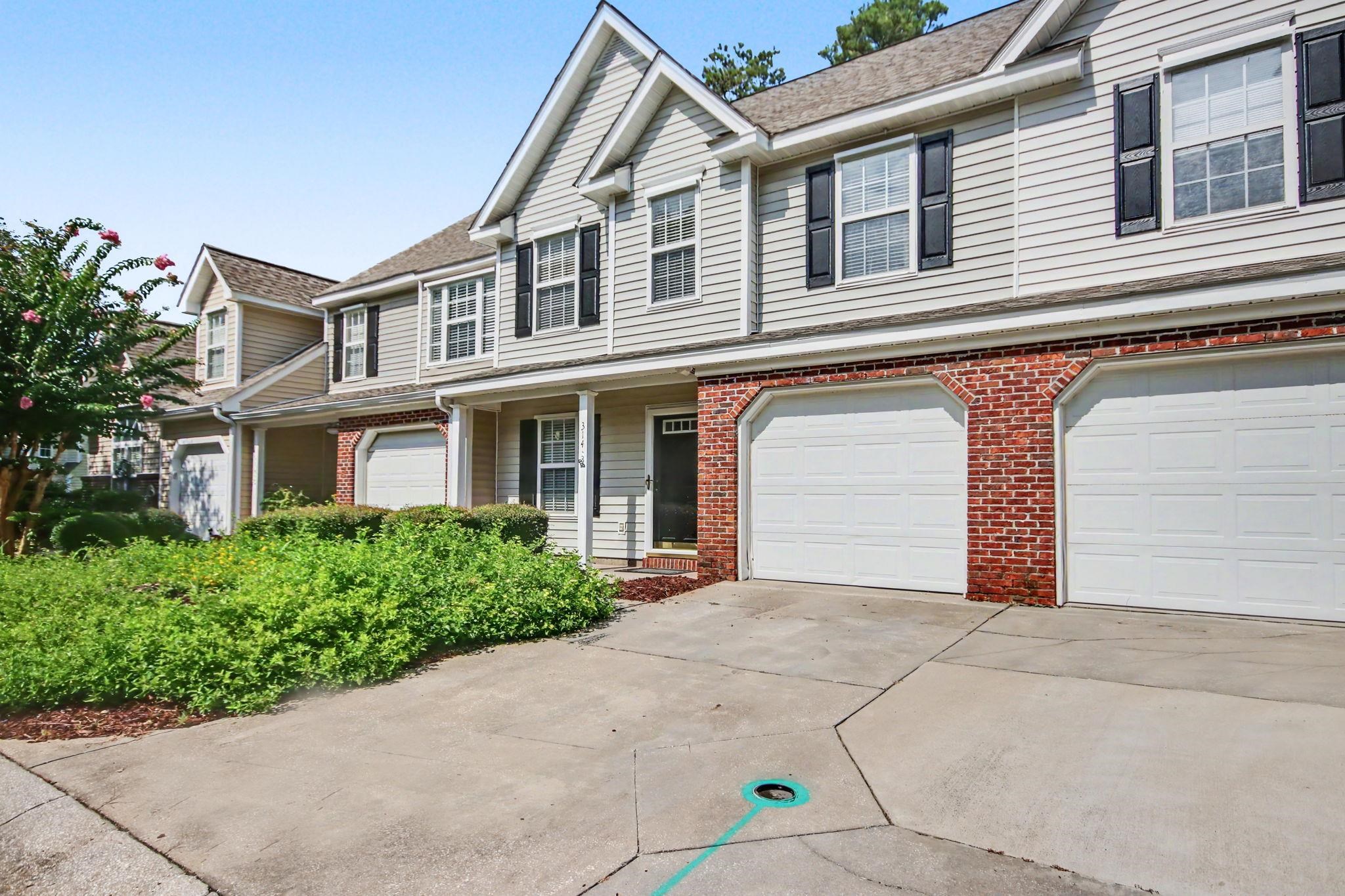 314 Red Rose Blvd. Unit: 3