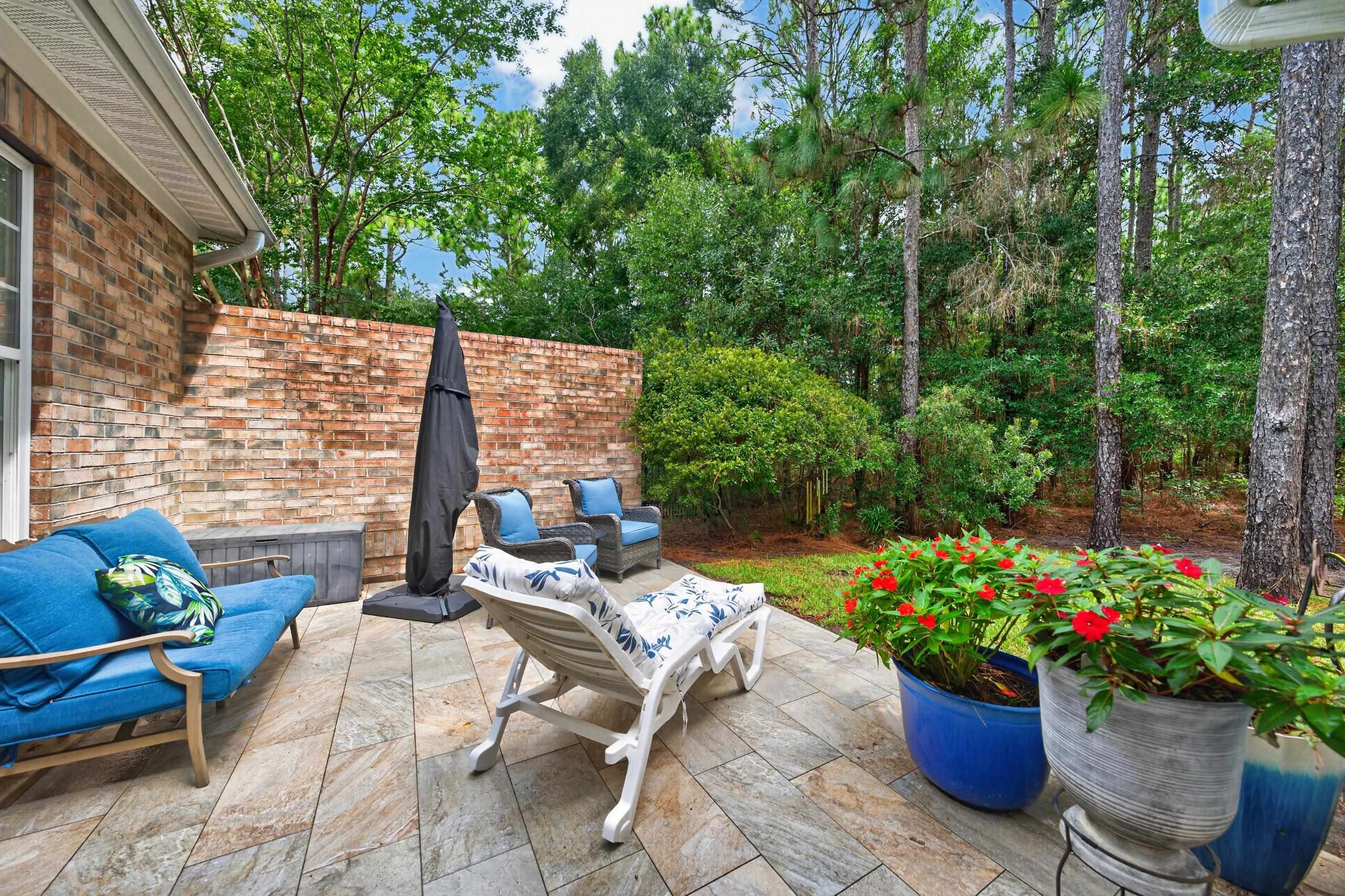 162 Prestwick Dr.