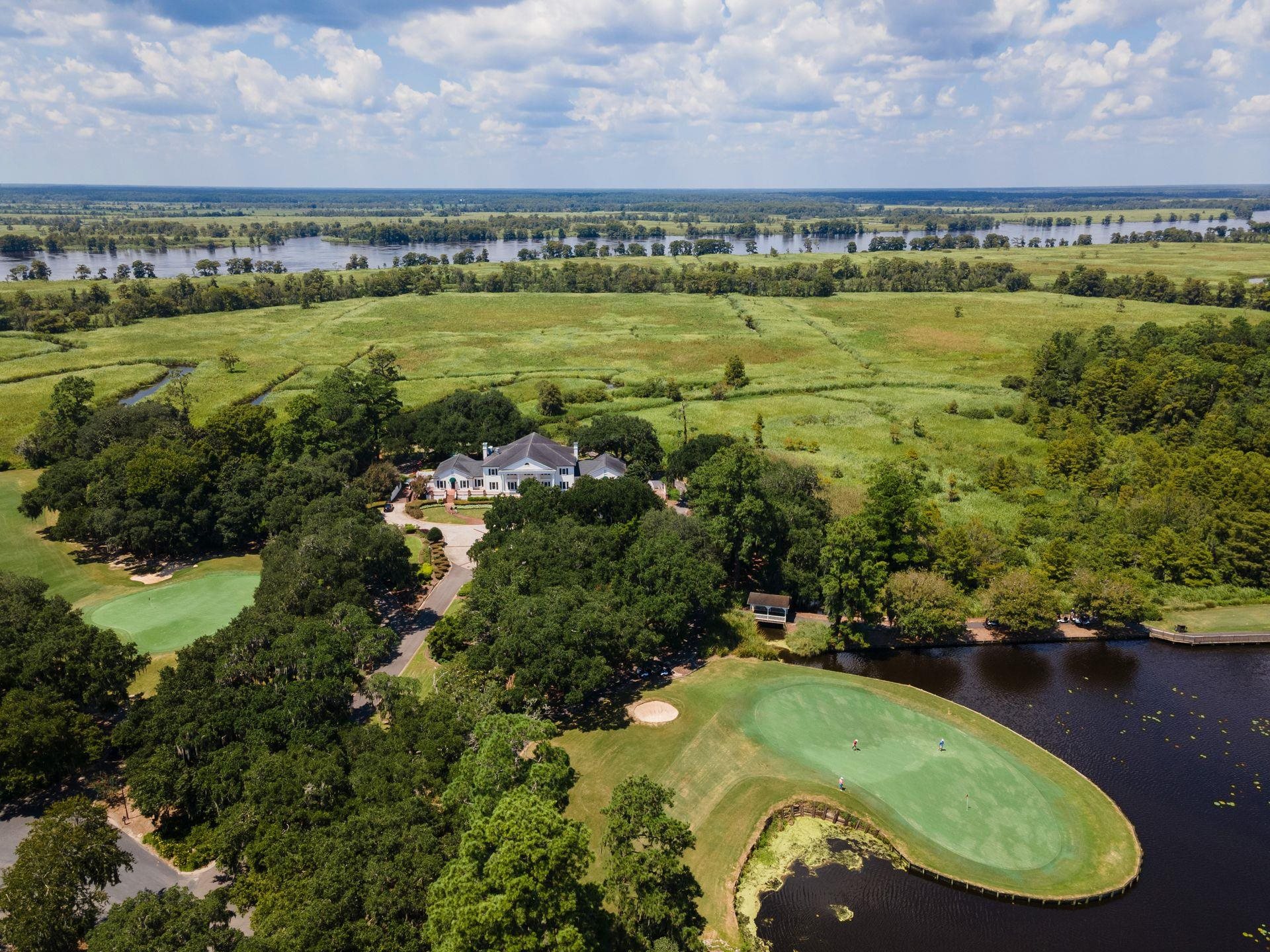 162 Prestwick Dr.