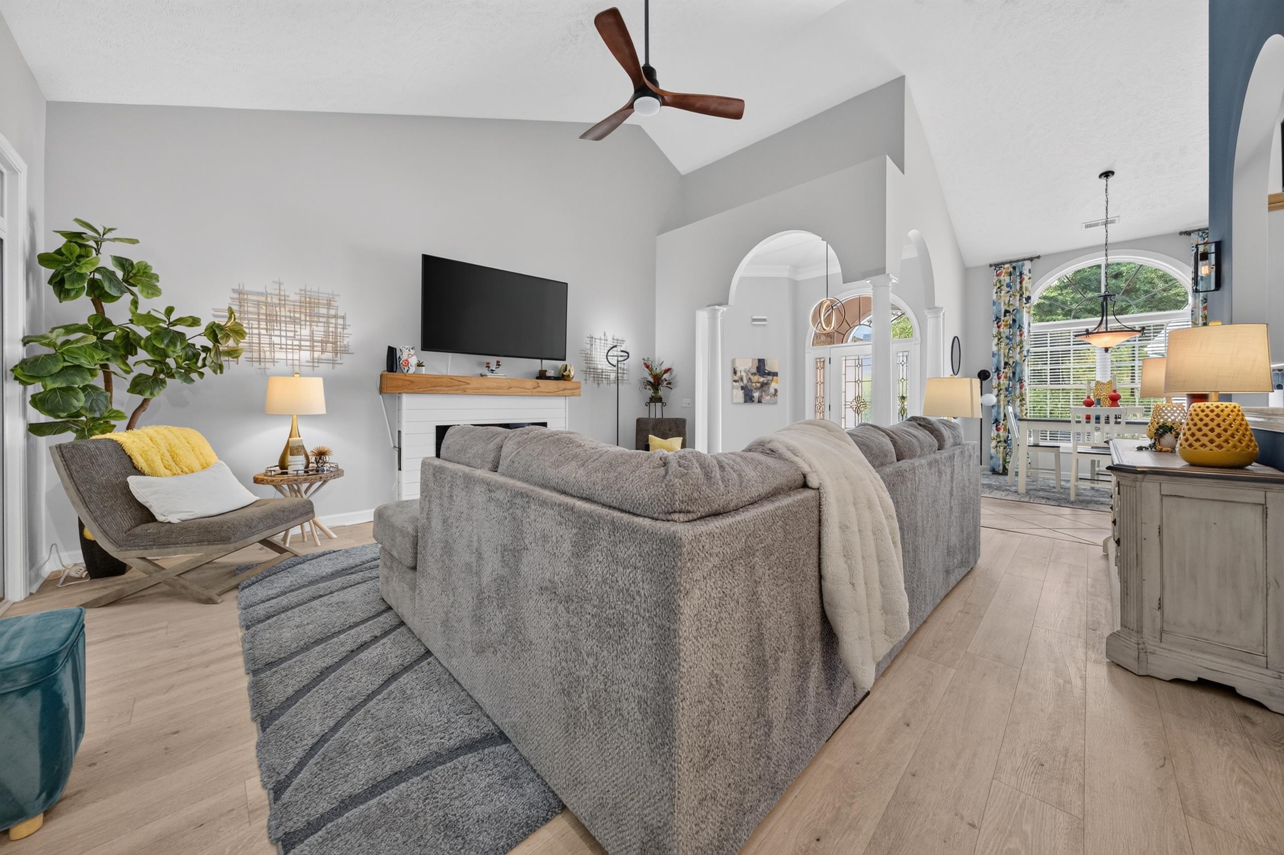 162 Prestwick Dr.