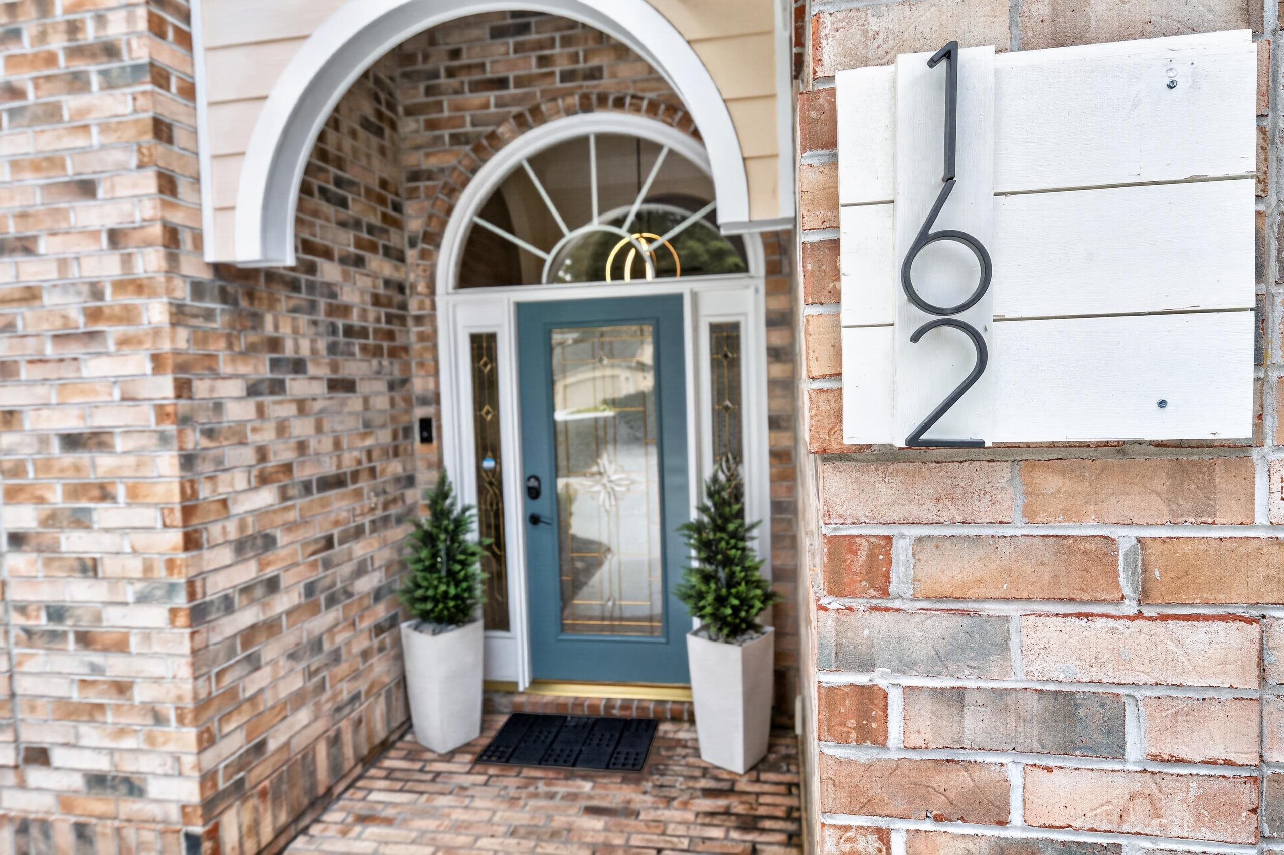 162 Prestwick Dr.
