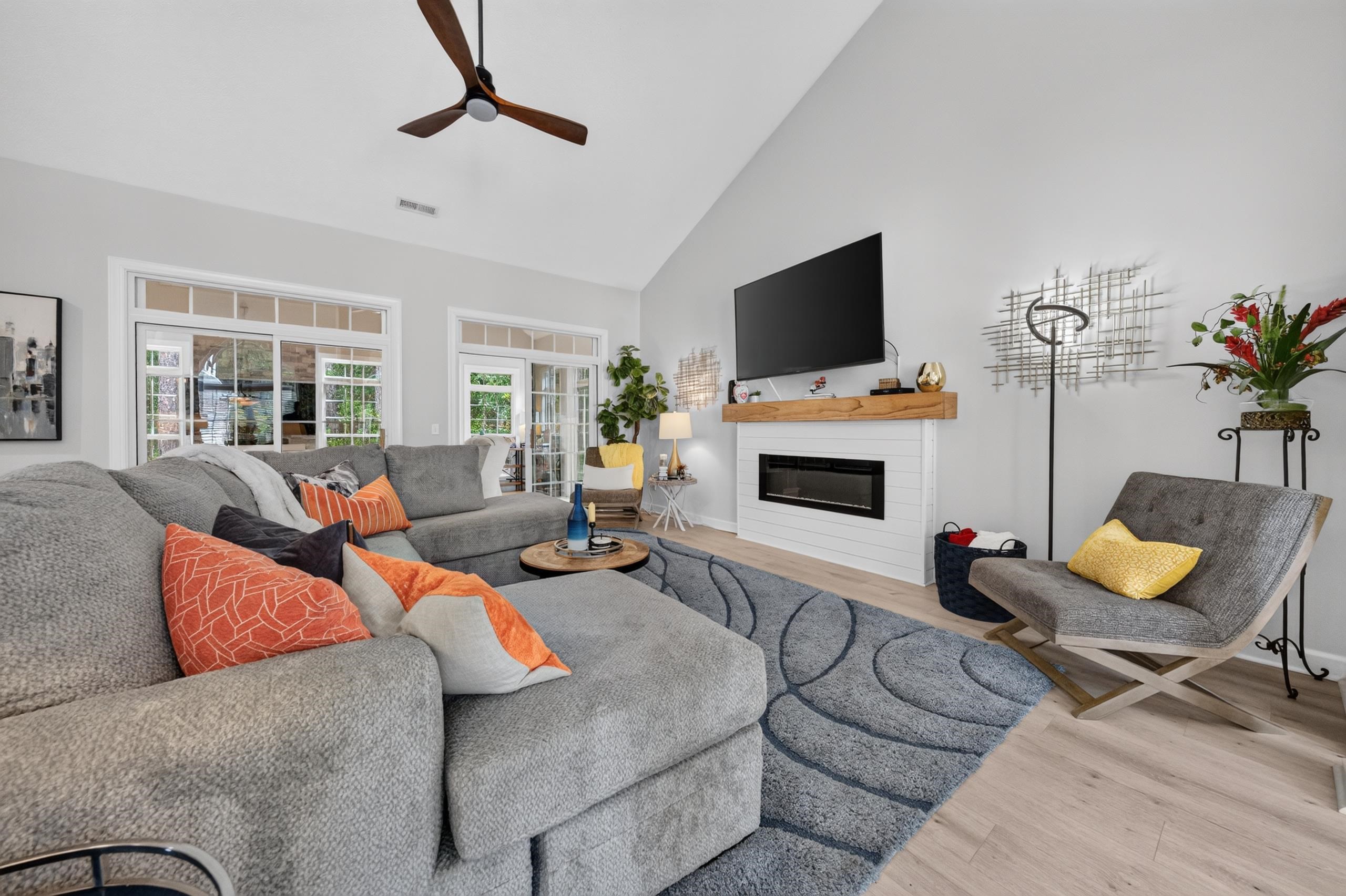 162 Prestwick Dr.