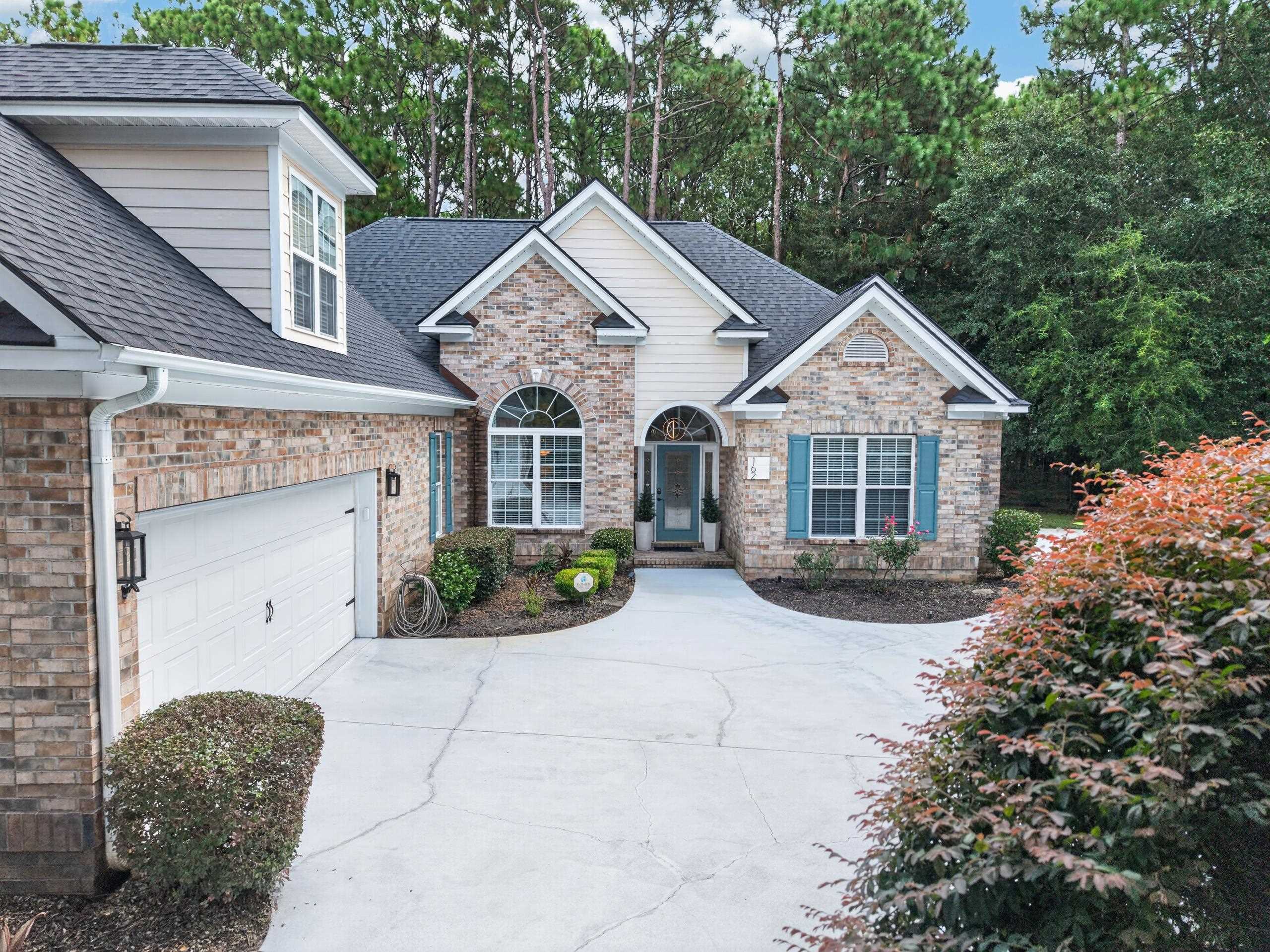 162 Prestwick Dr.