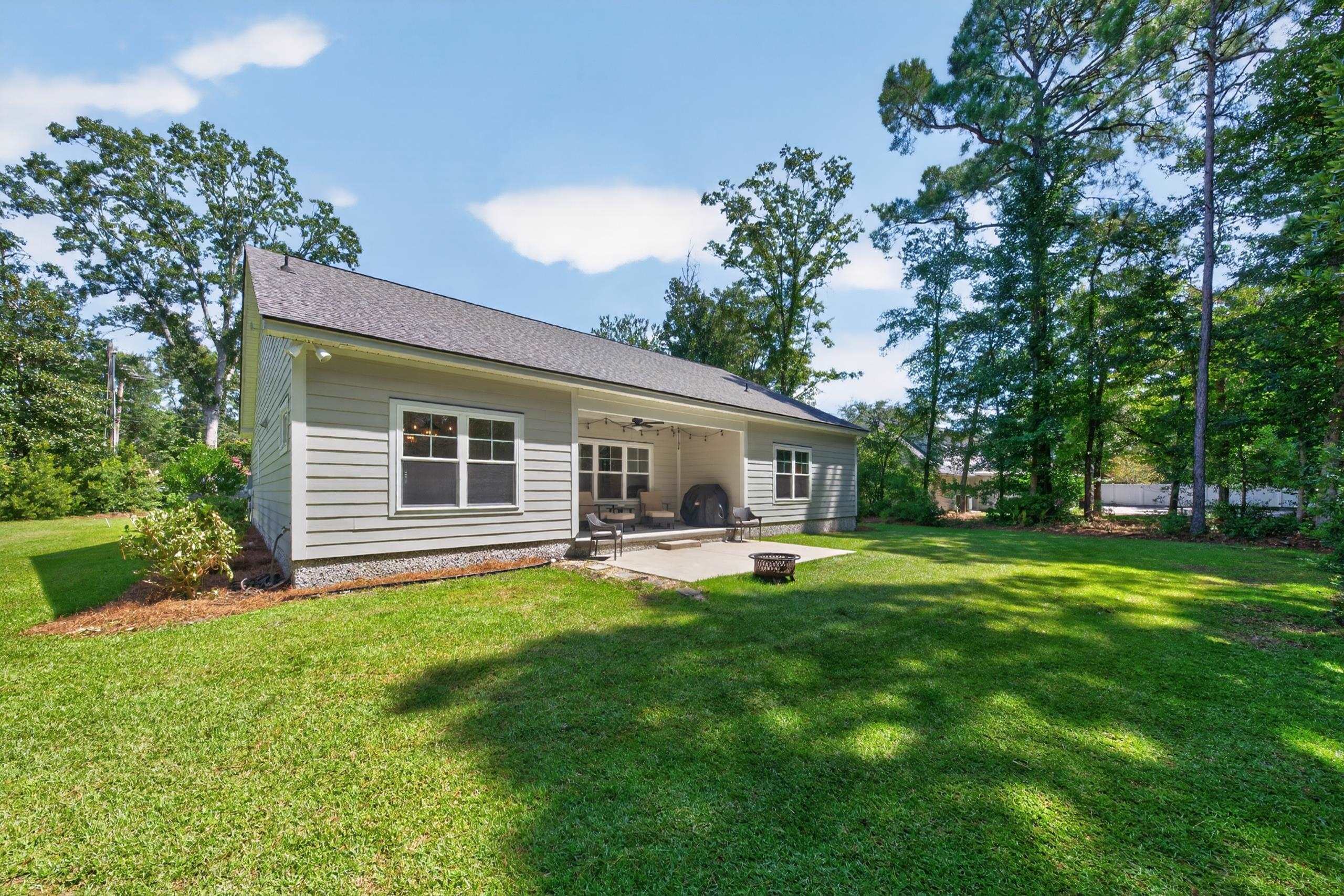 633 Aspen Loop