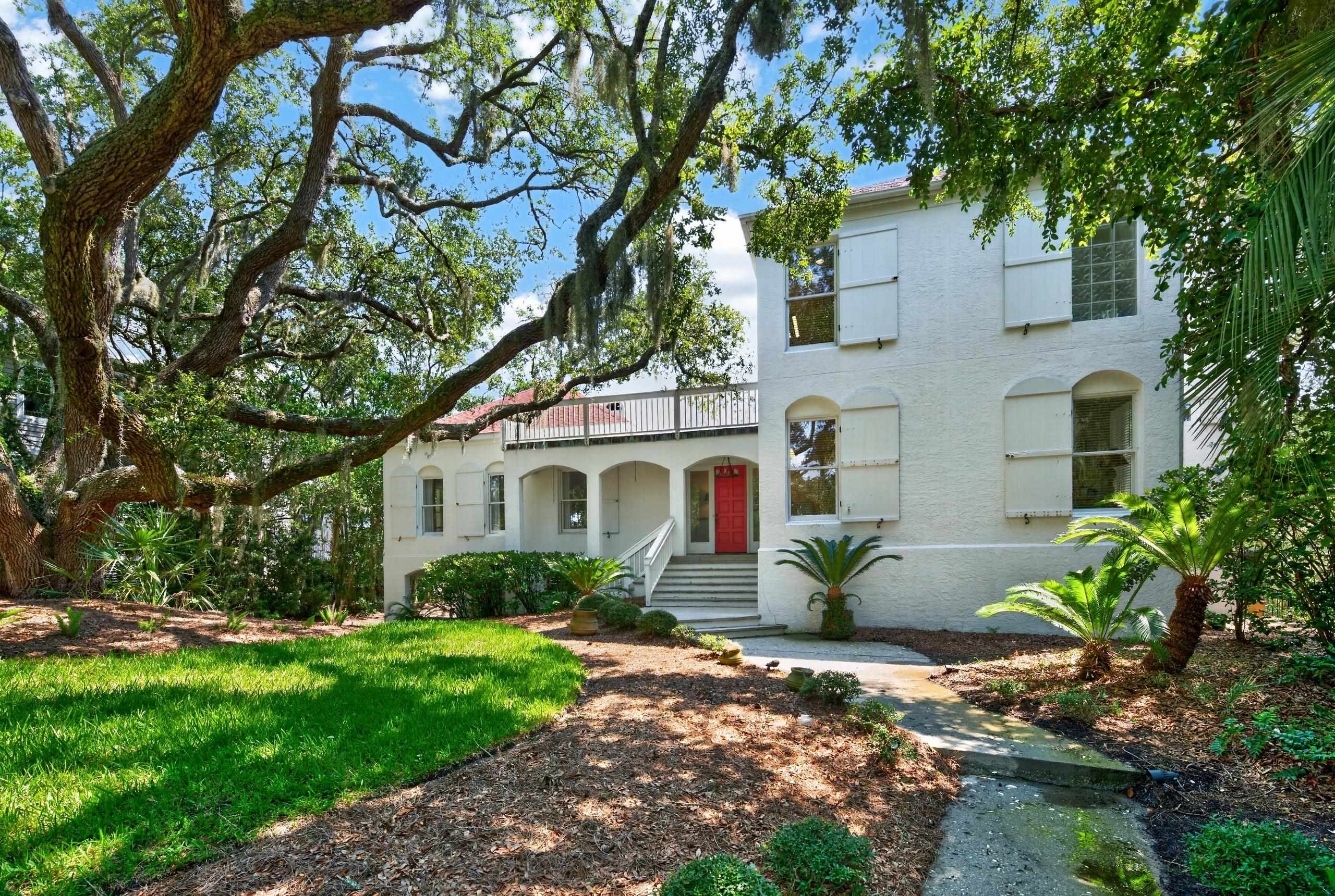 377 Dune Oaks Dr.
