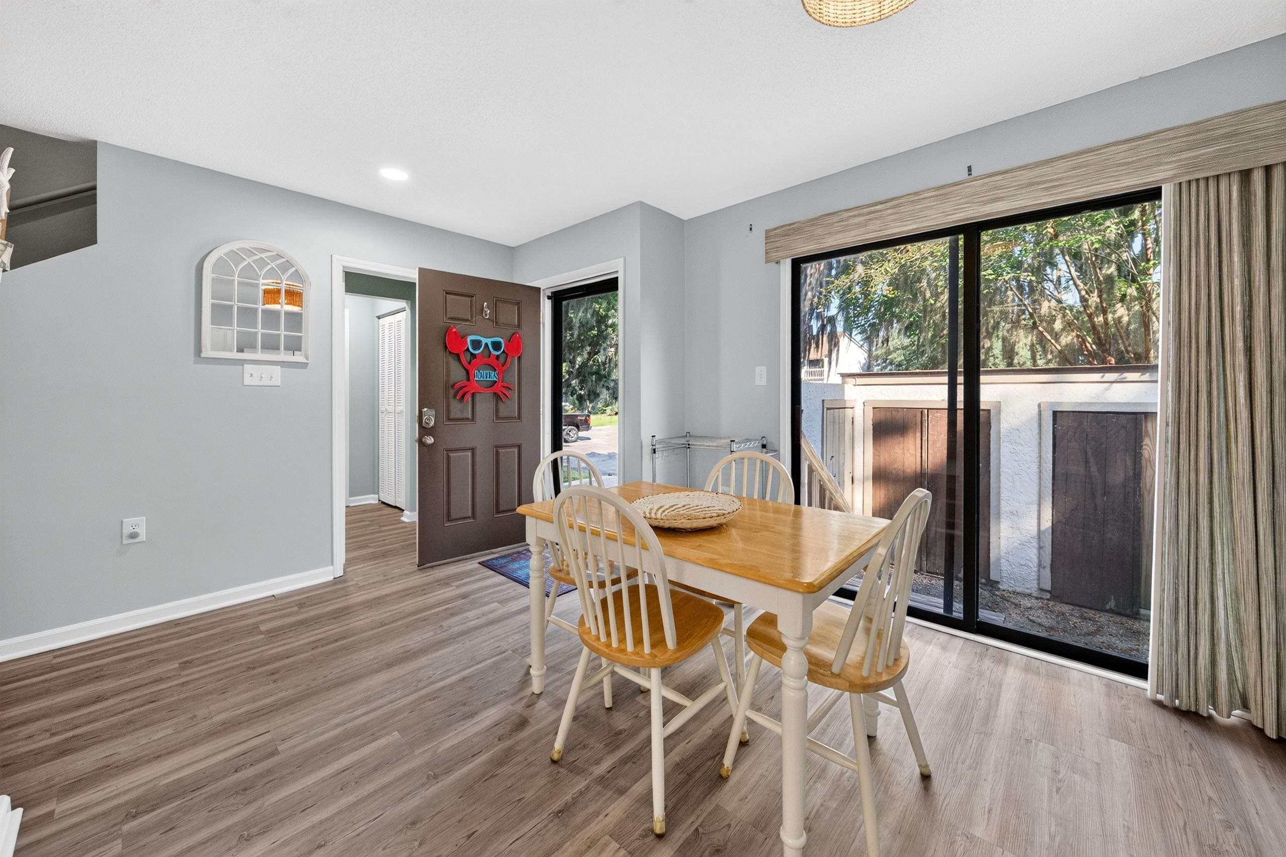 64 Bamboo Loop Unit: 161