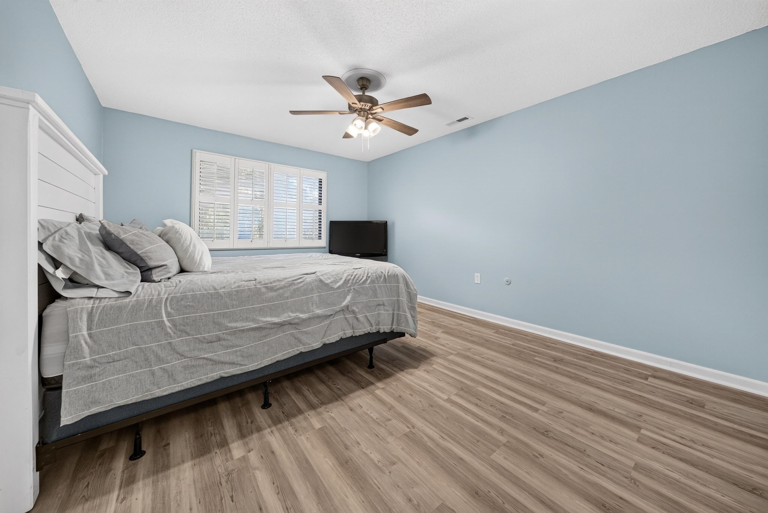 64 Bamboo Loop Unit: 161