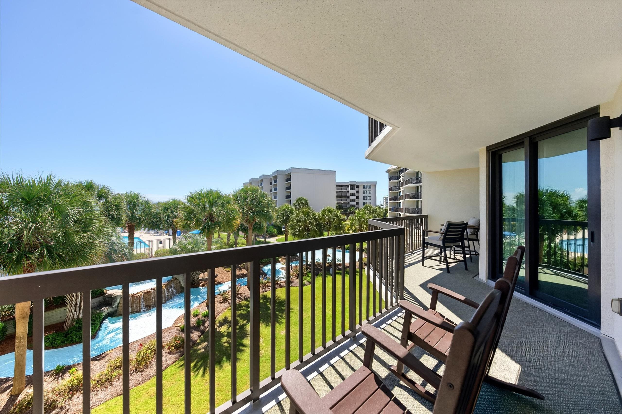 669 Retreat Beach Circle Unit: C2G