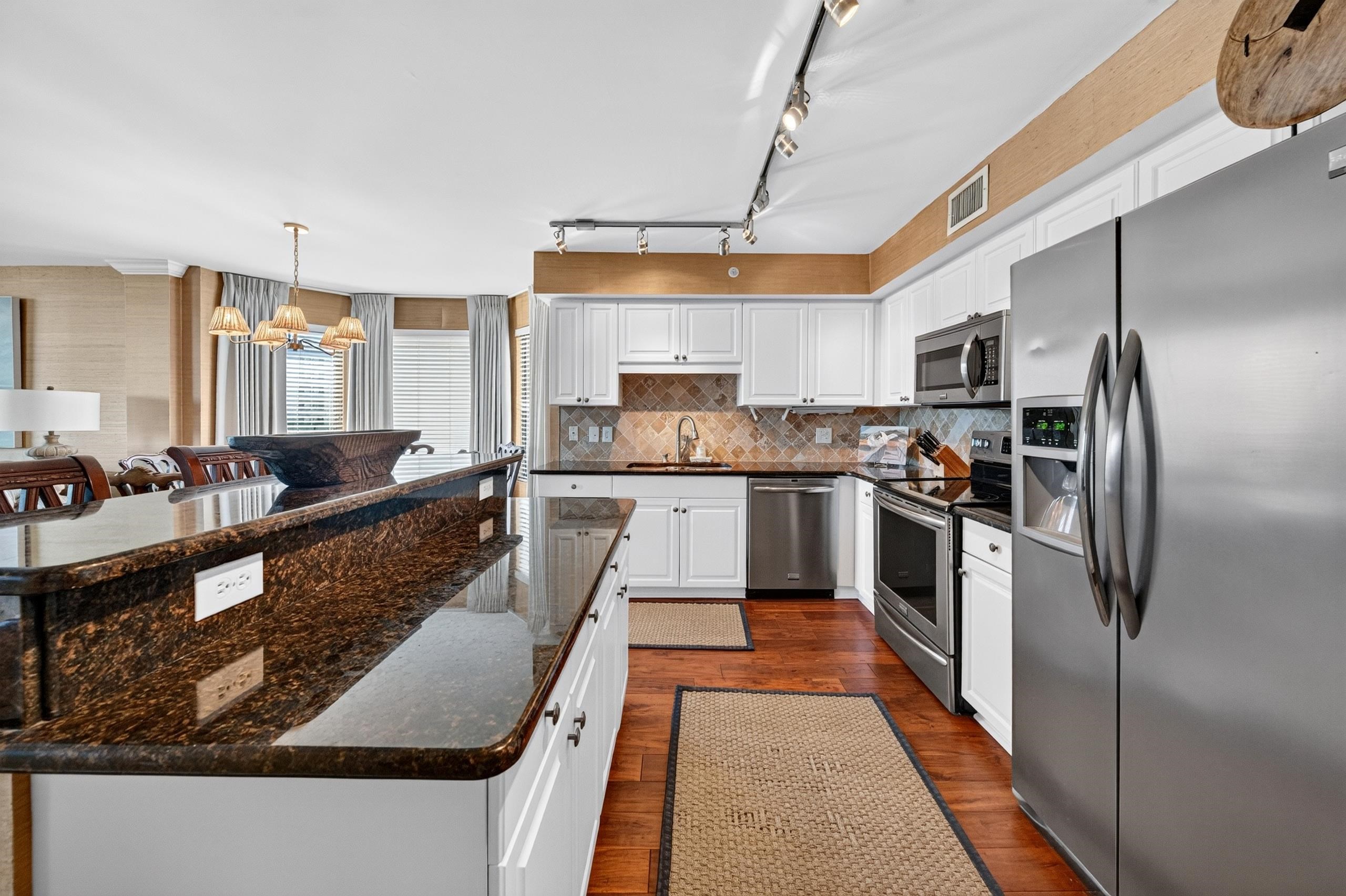 669 Retreat Beach Circle Unit: C2G