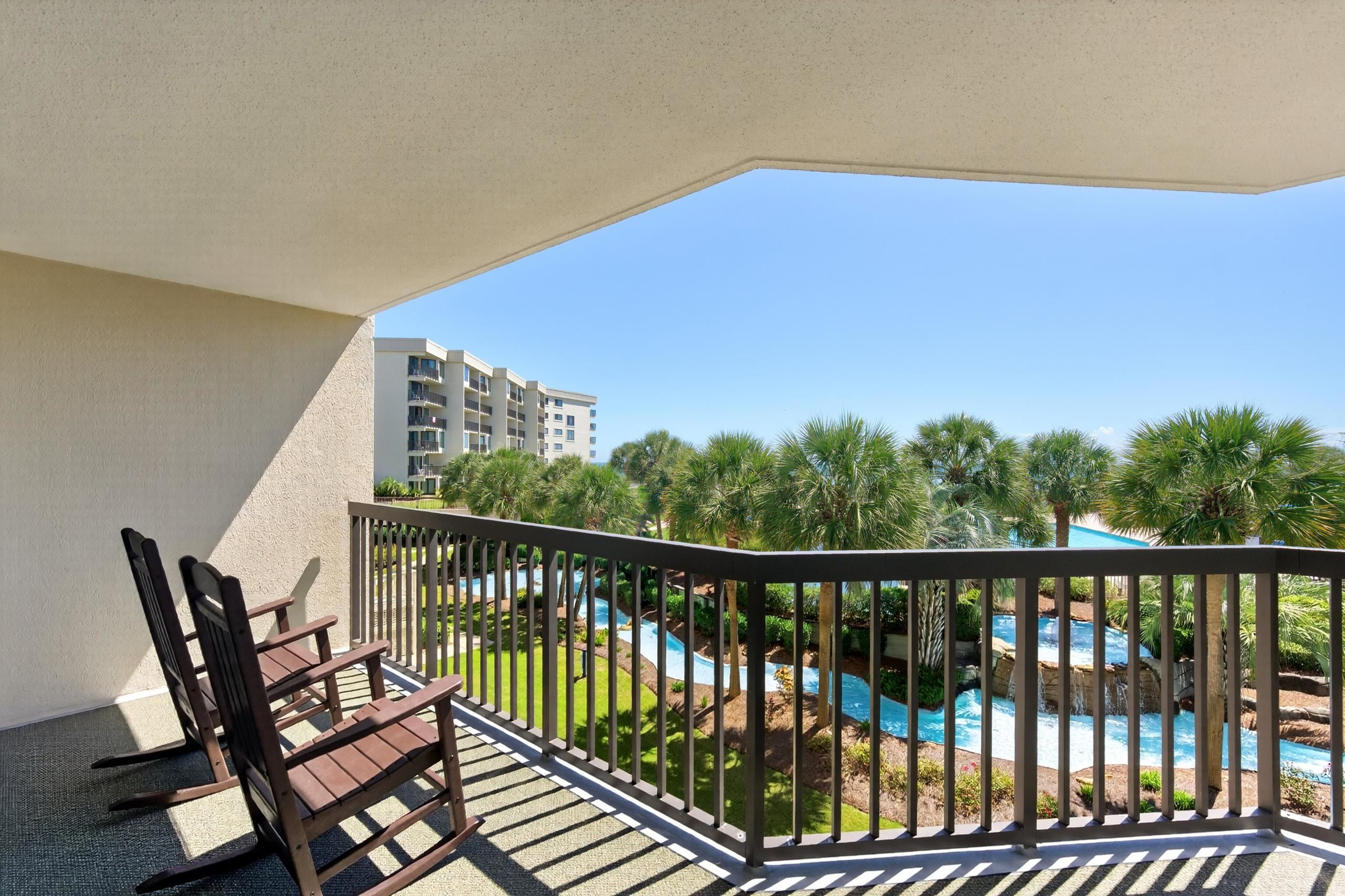 669 Retreat Beach Circle Unit: C2G