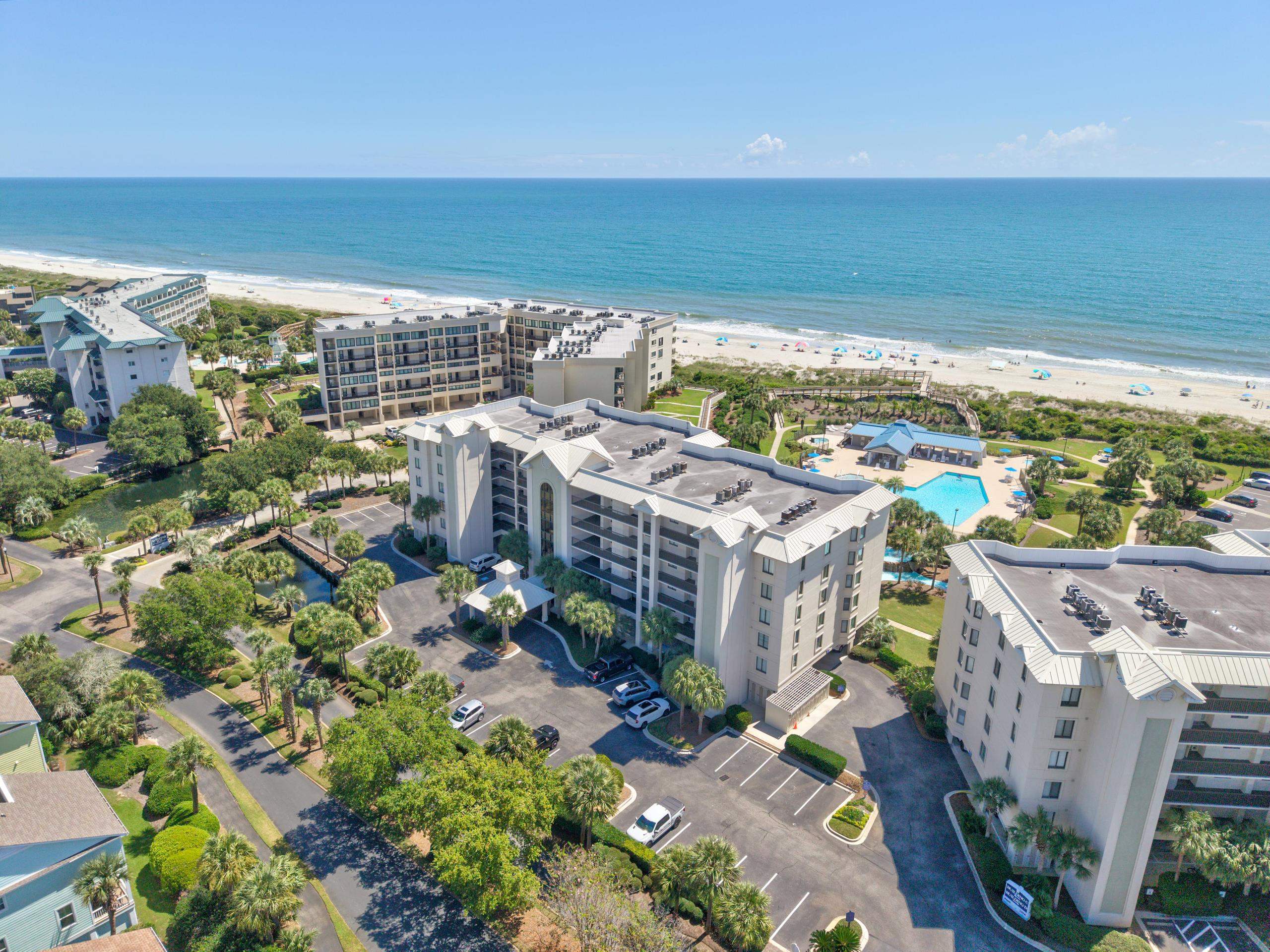 669 Retreat Beach Circle Unit: C2G