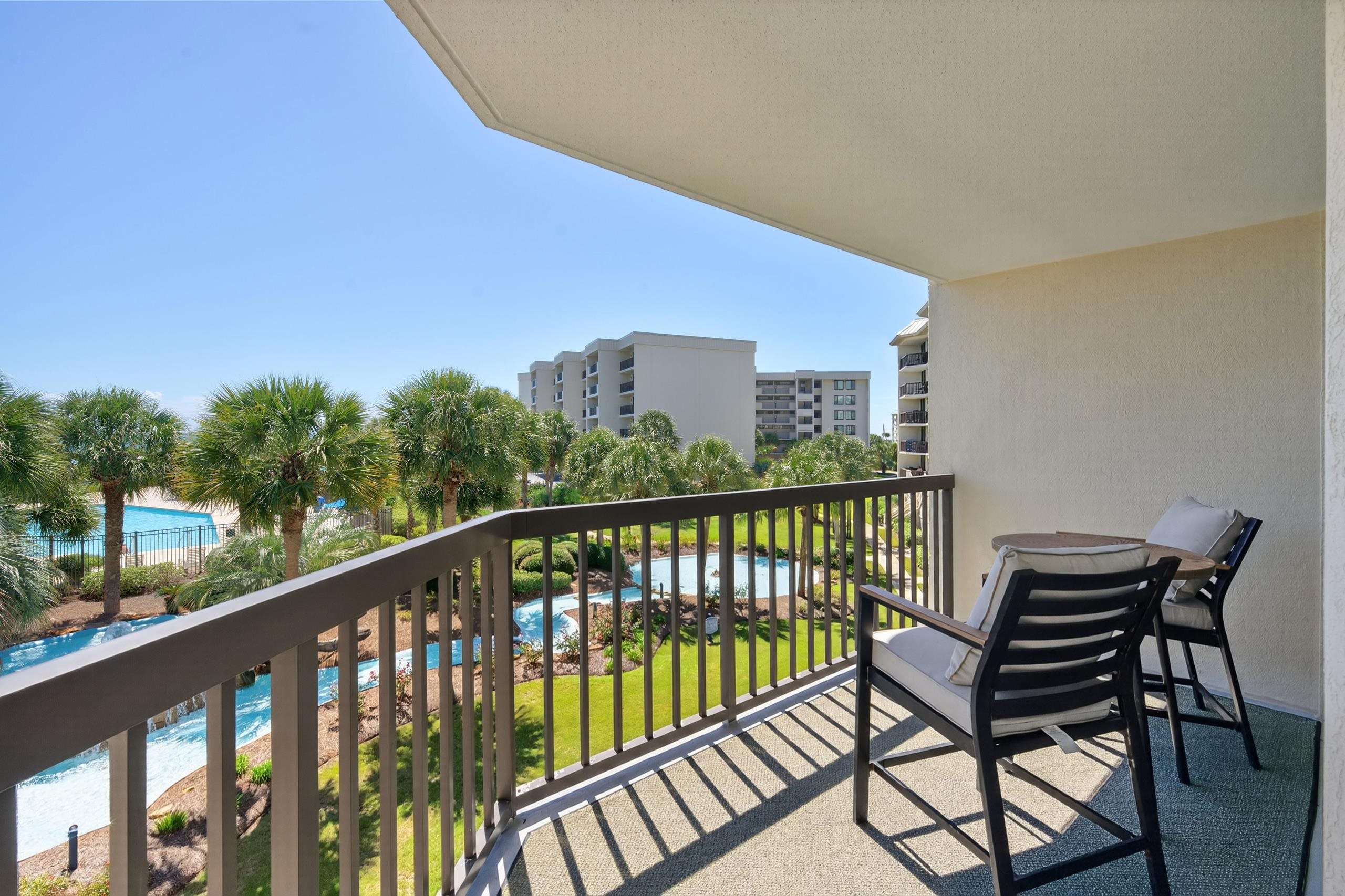 669 Retreat Beach Circle Unit: C2G