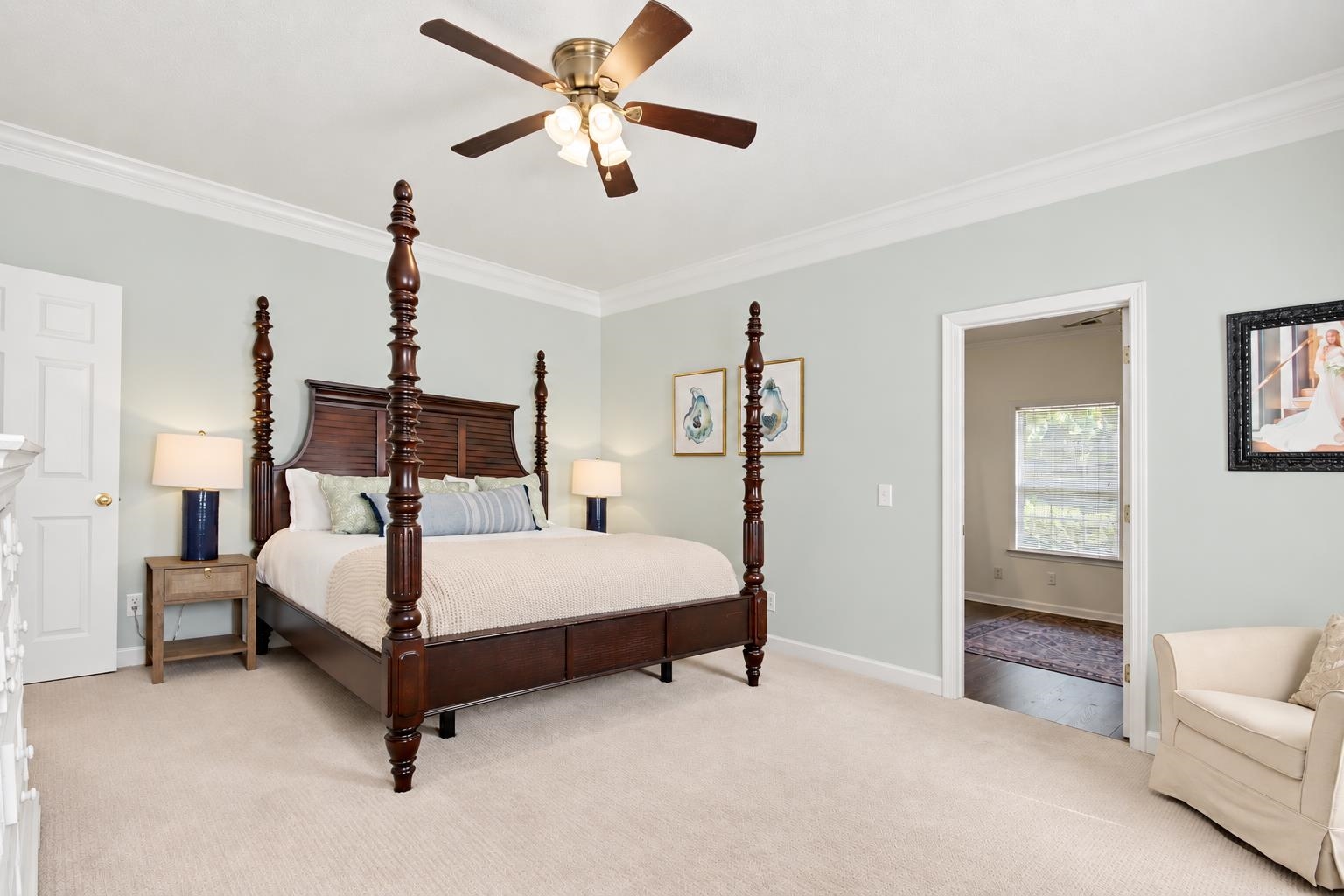 387 Robin Dr.