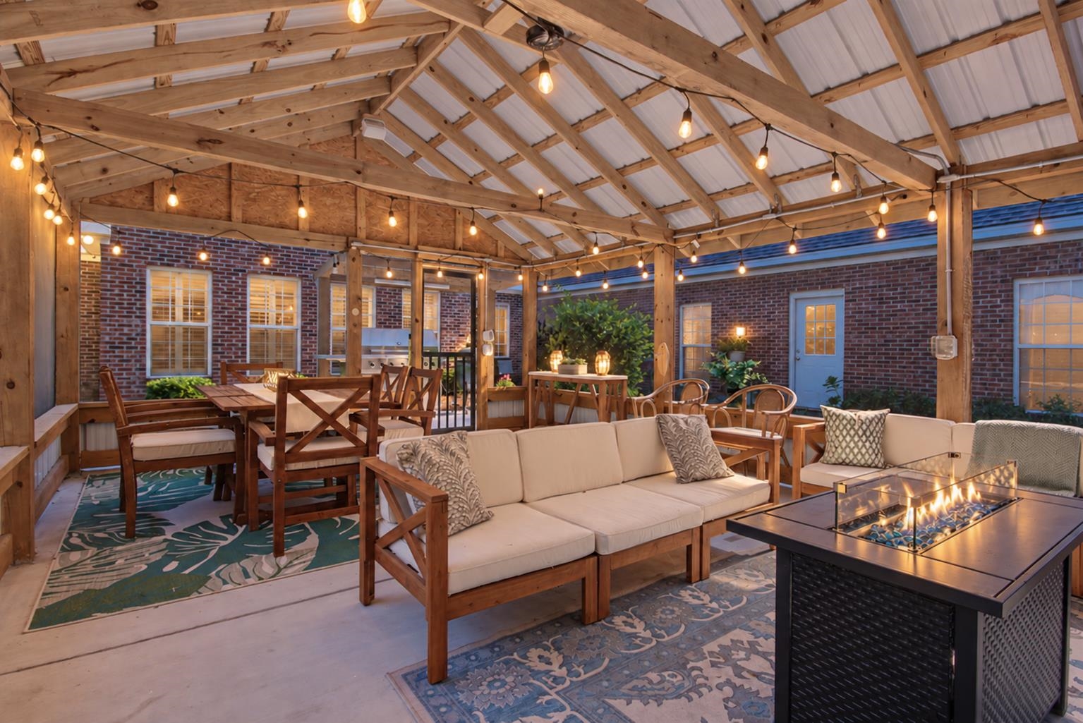 387 Robin Dr.