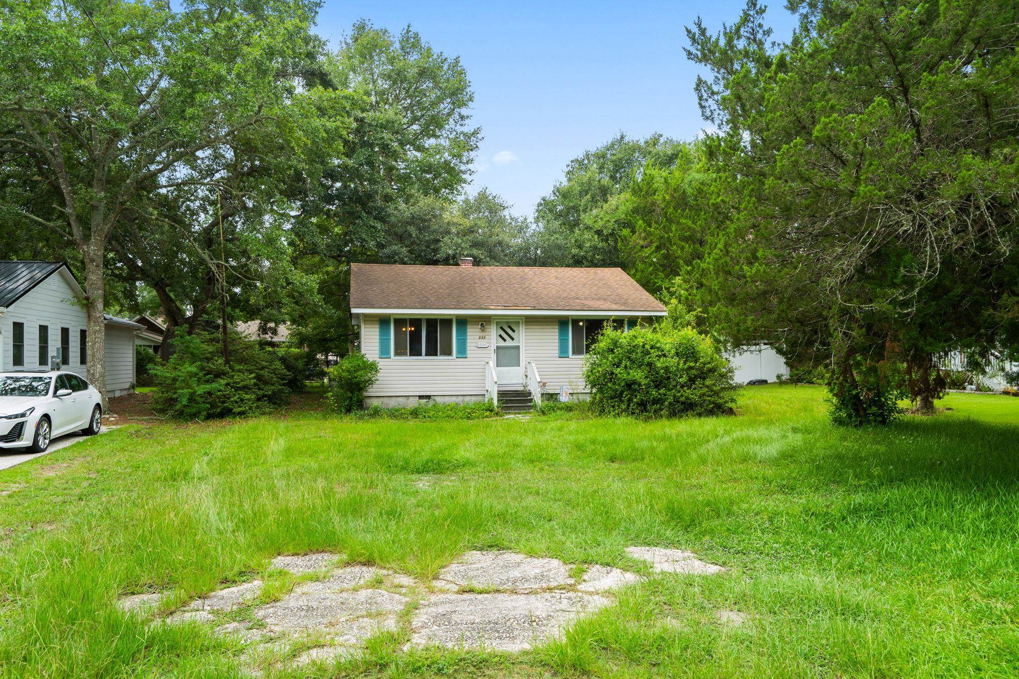 333 Sparrow Dr.