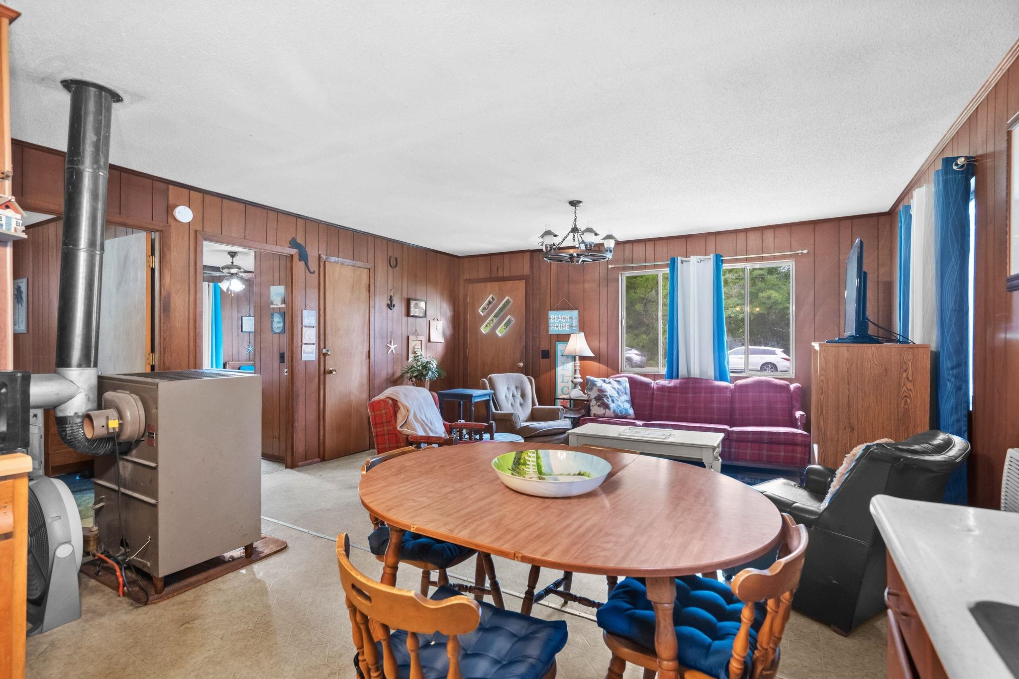 333 Sparrow Dr.