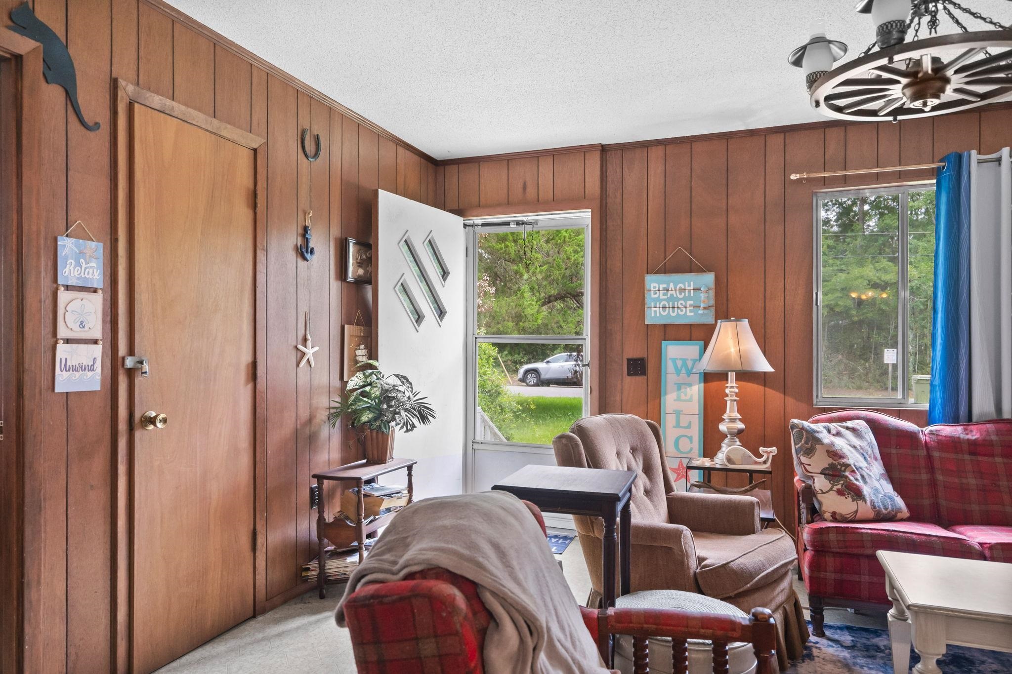 333 Sparrow Dr.