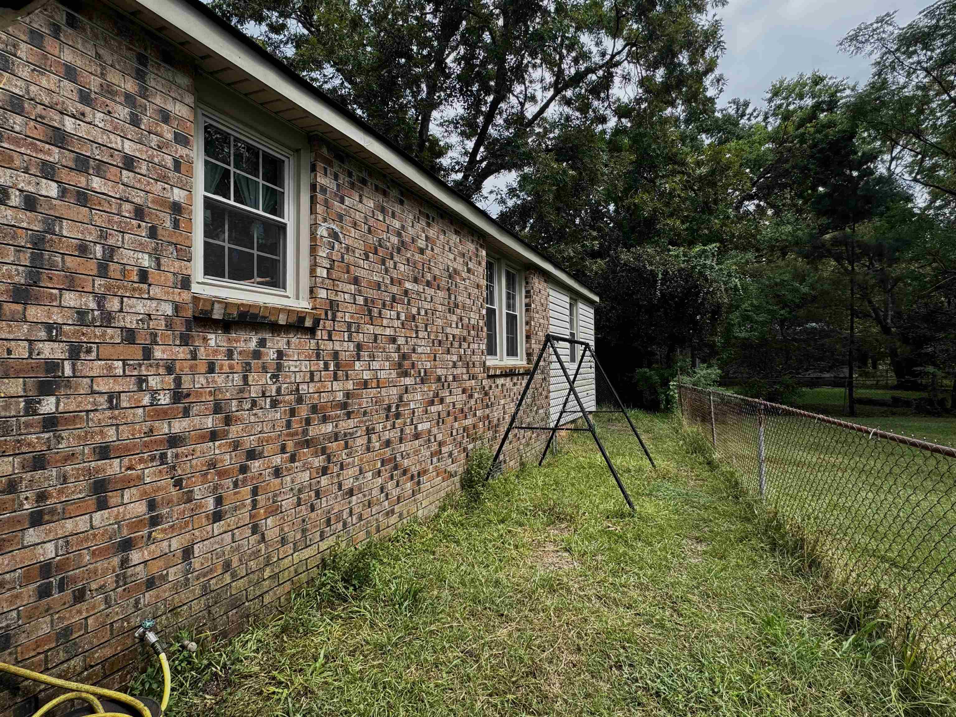 710 N Merriman Rd.