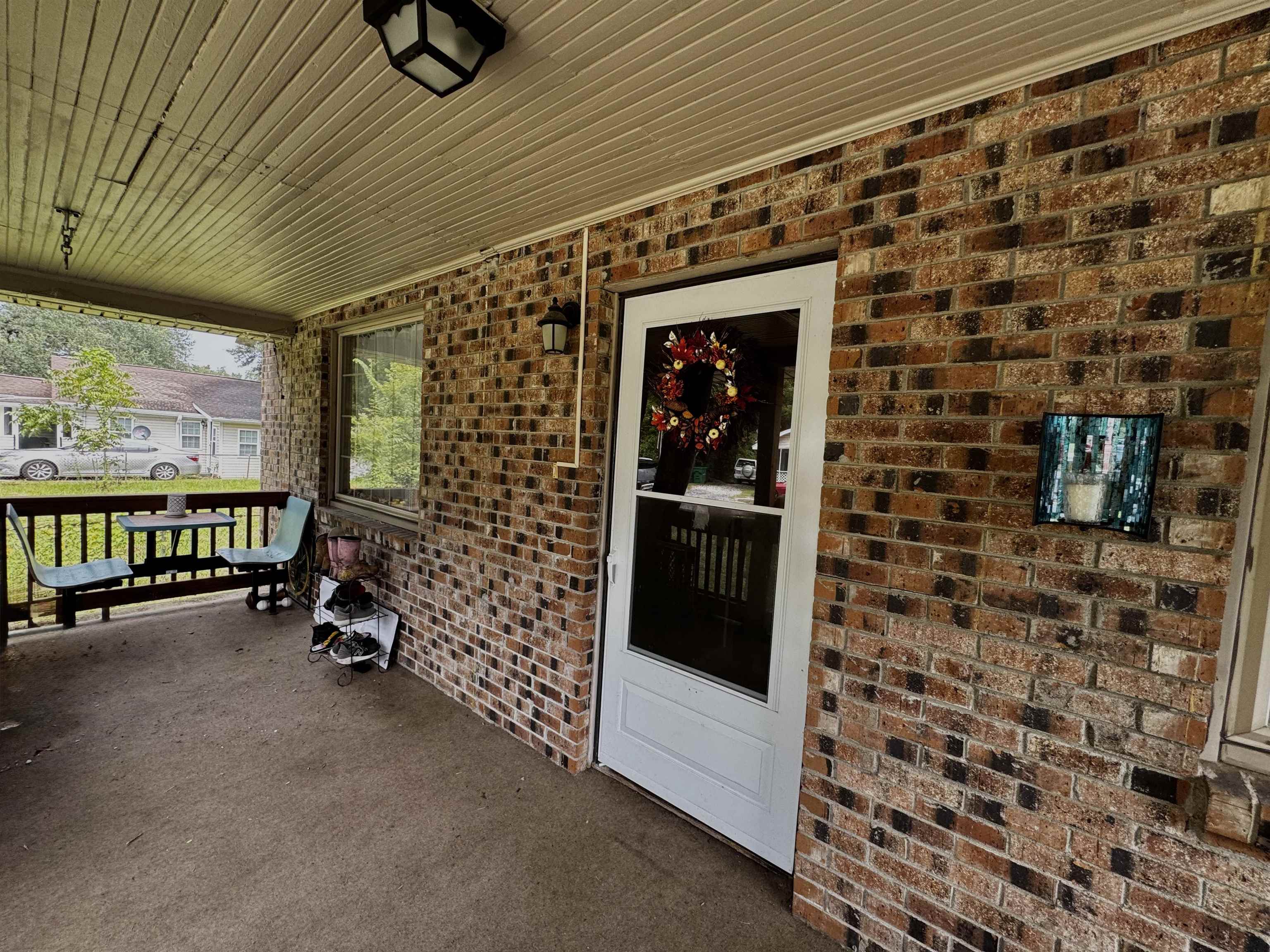 710 N Merriman Rd.