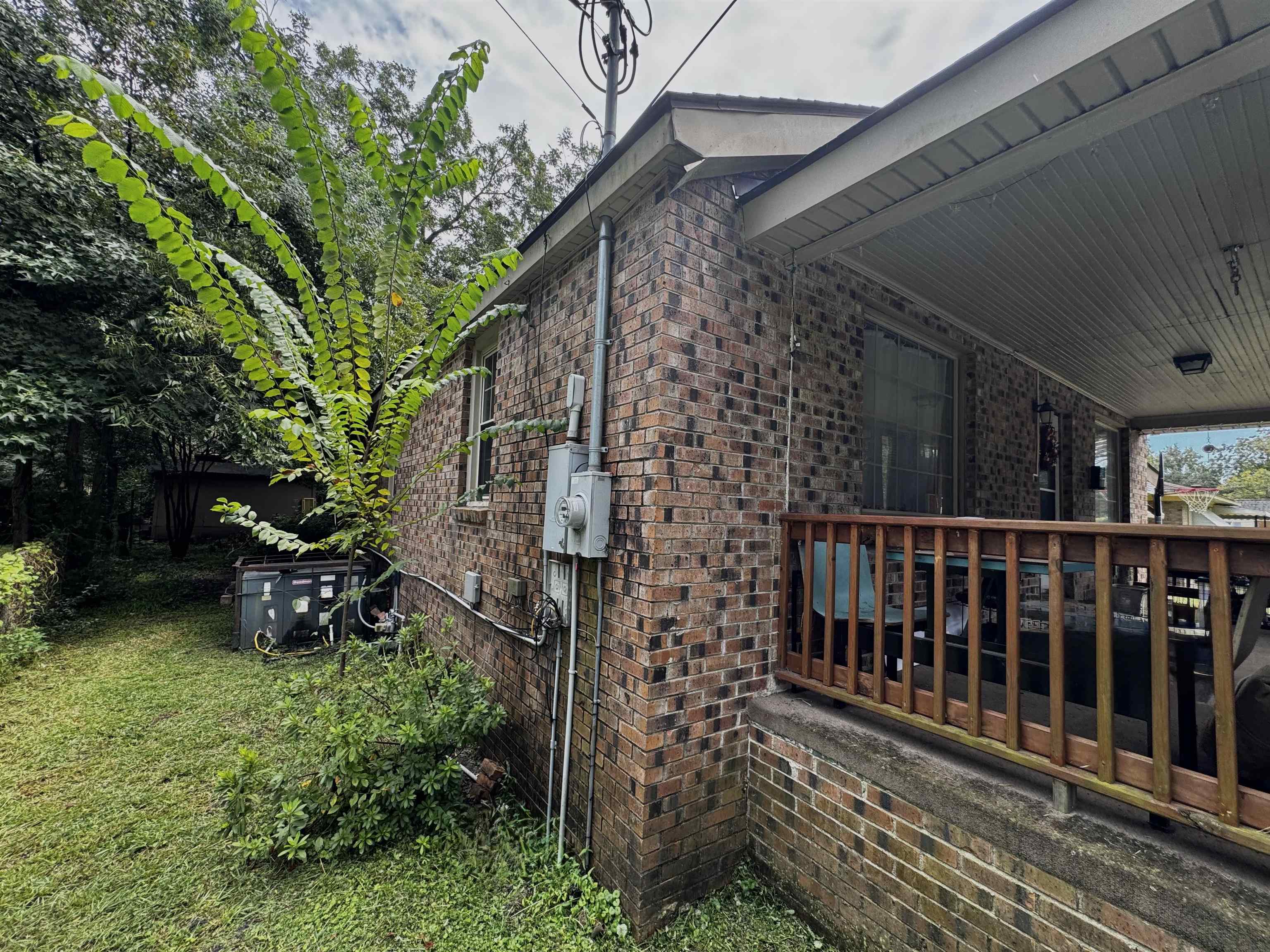 710 N Merriman Rd.