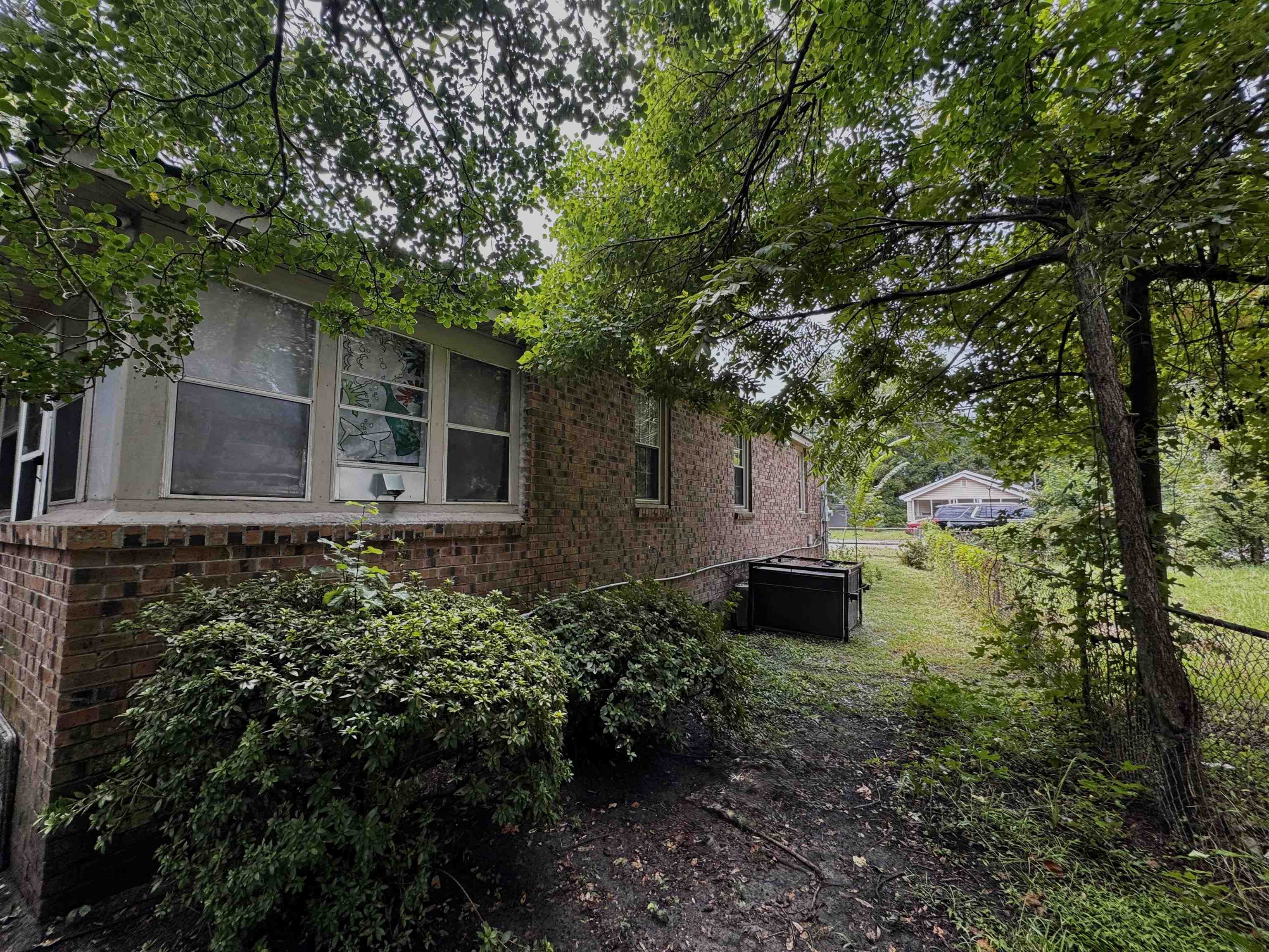 710 N Merriman Rd.