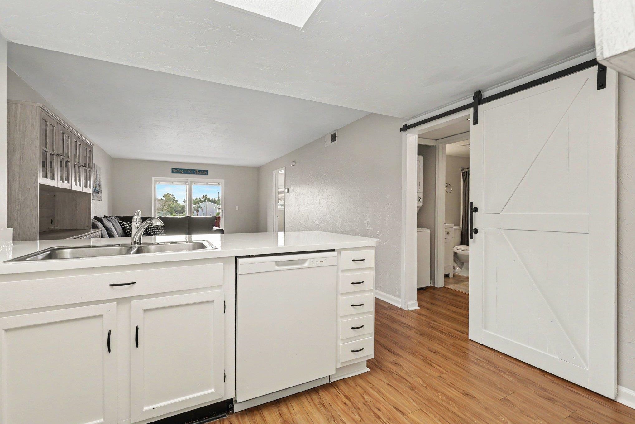 1101 2nd Ave. N Unit: 1108