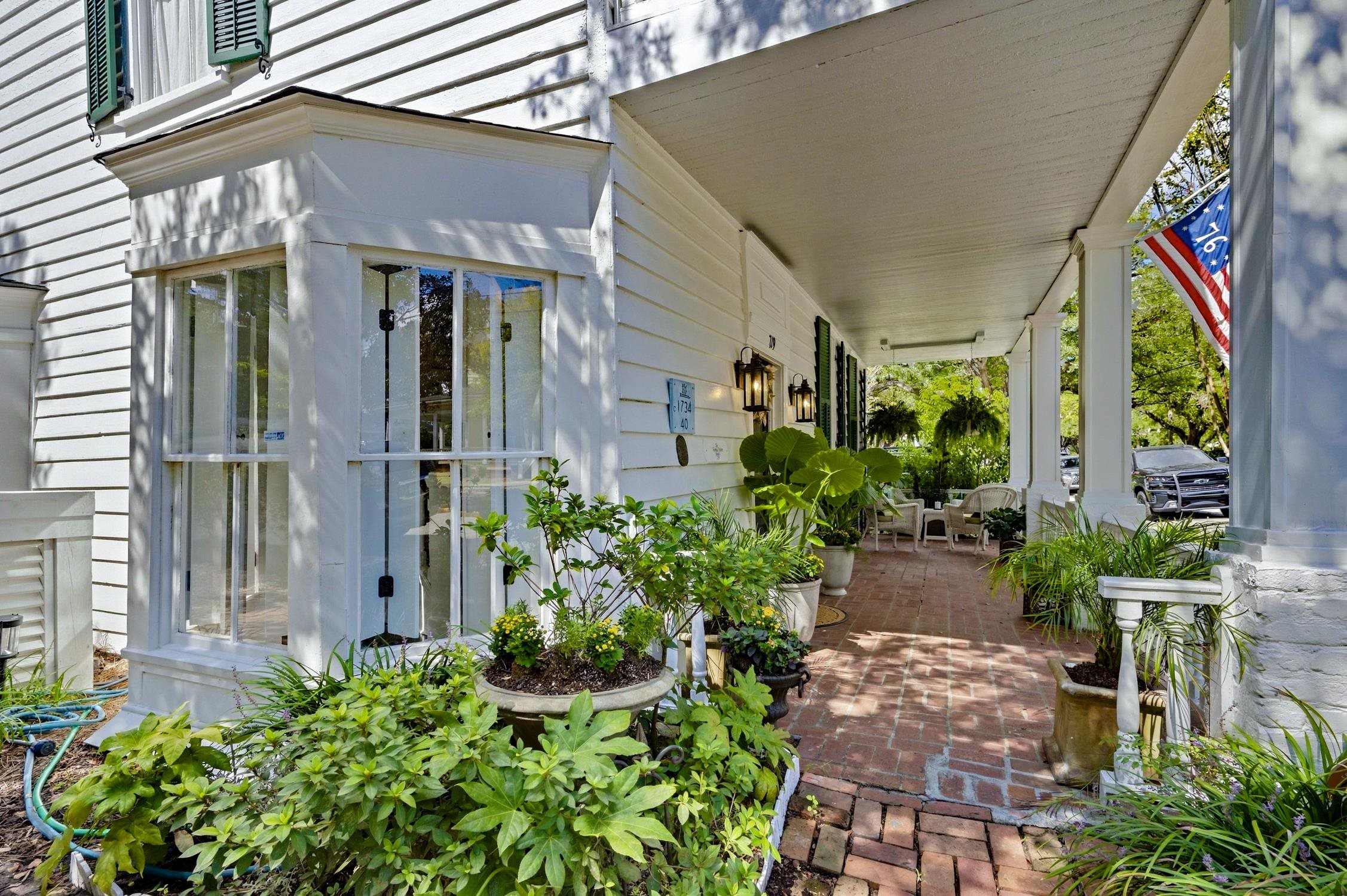719 Prince St.