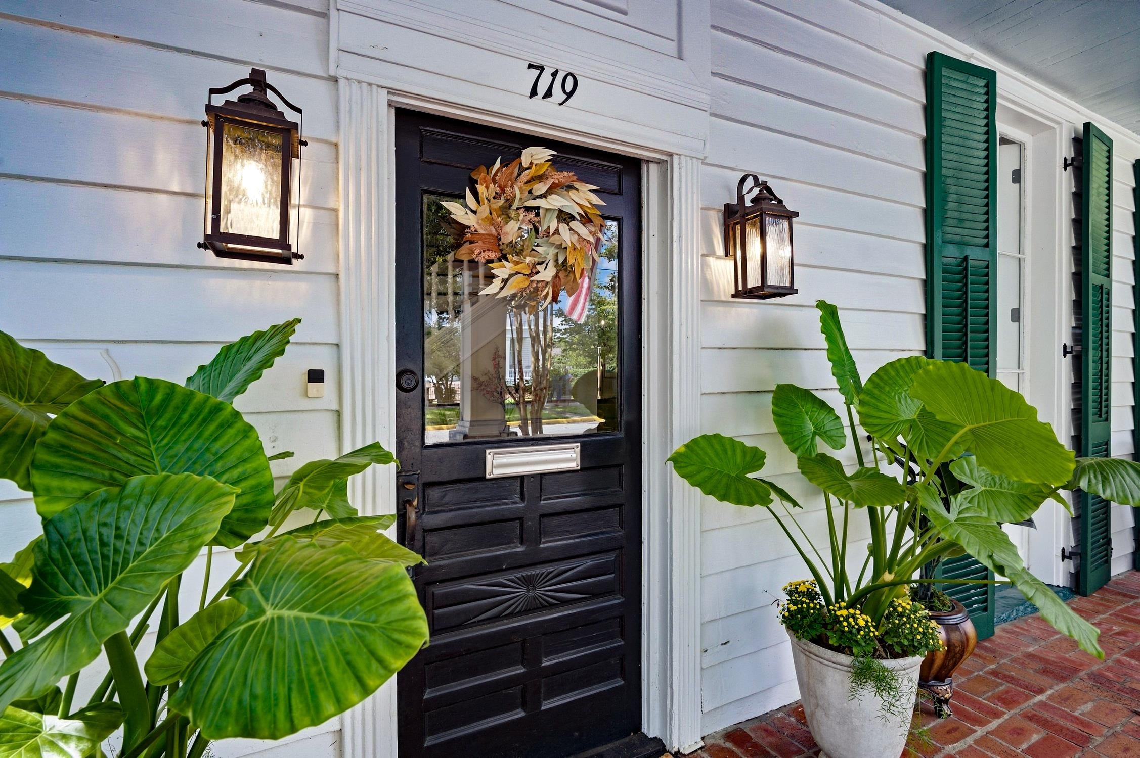 719 Prince St.