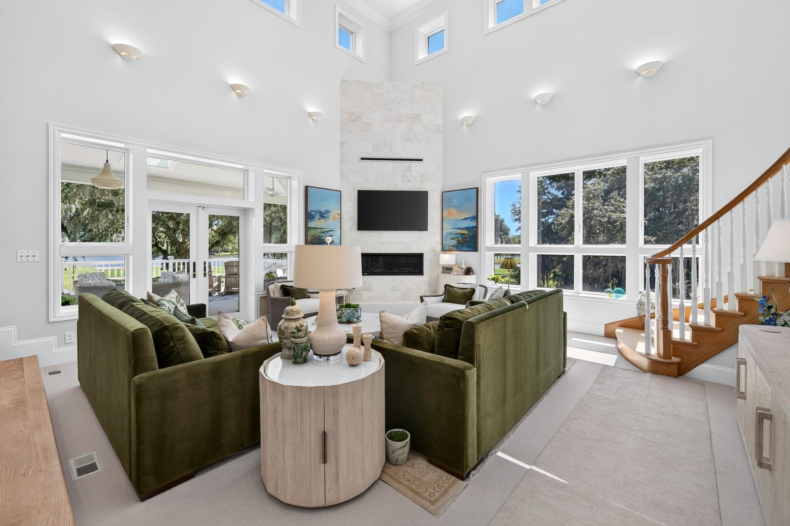 90 Swan Point Trail