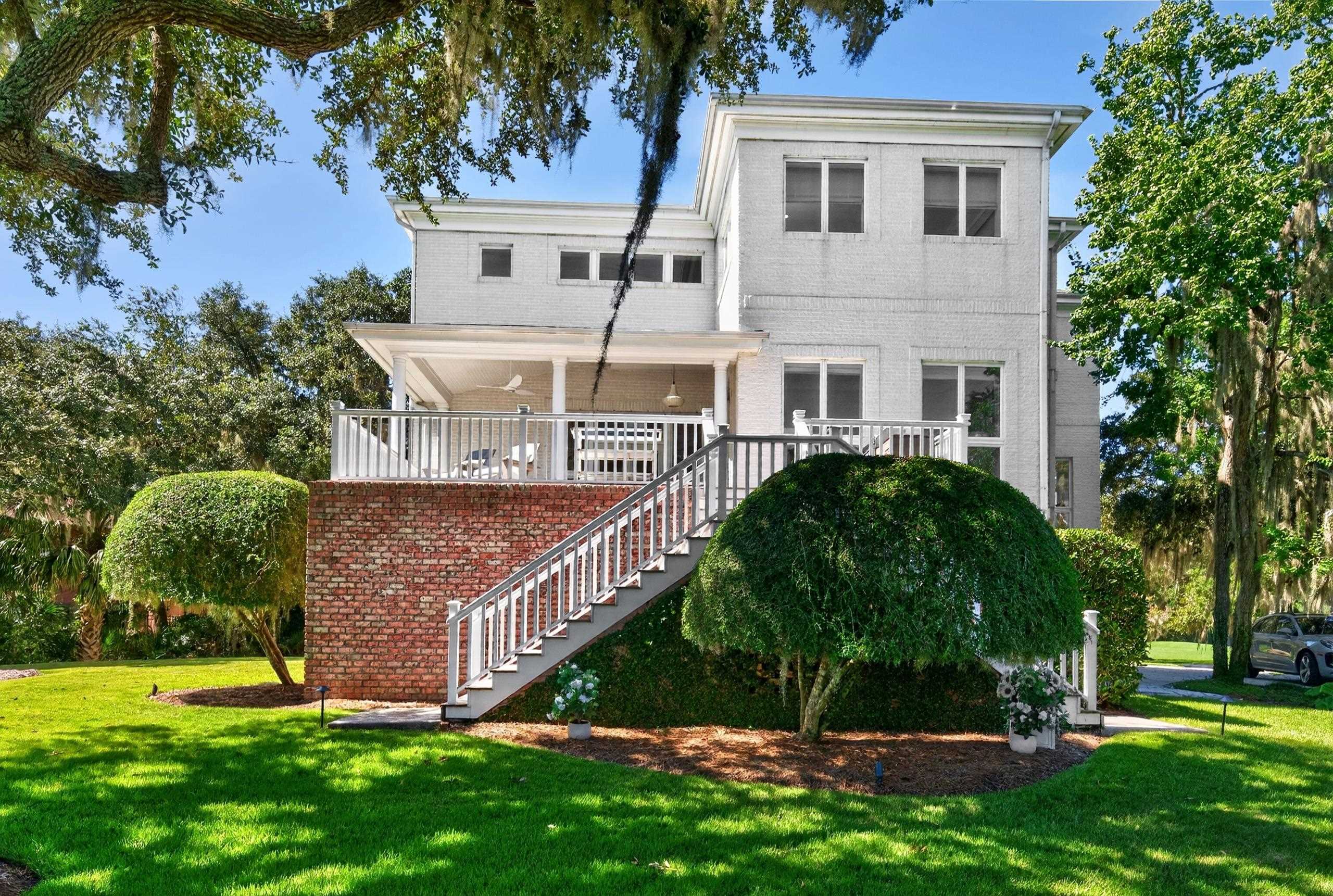 90 Swan Point Trail