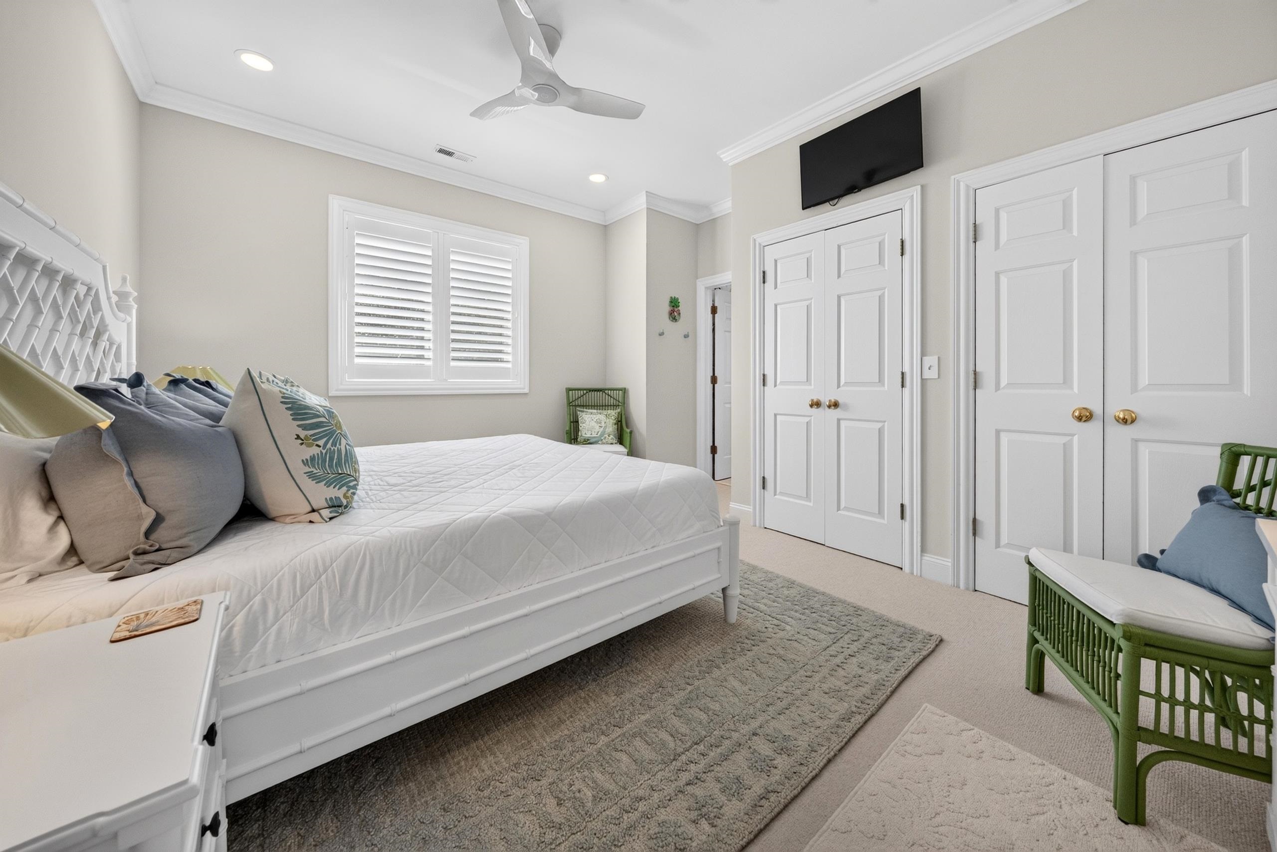 90 Swan Point Trail