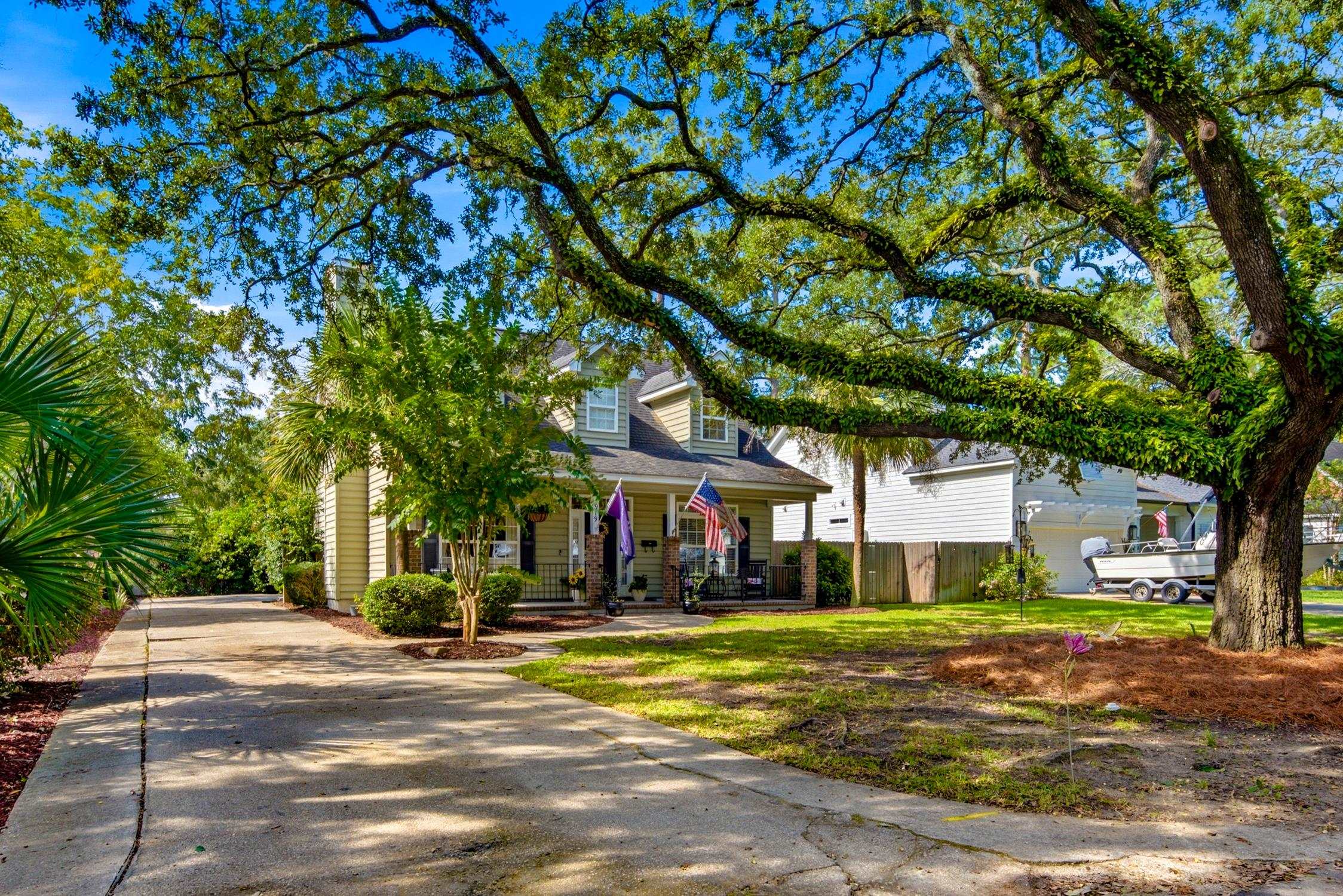 919 Palmetto St.