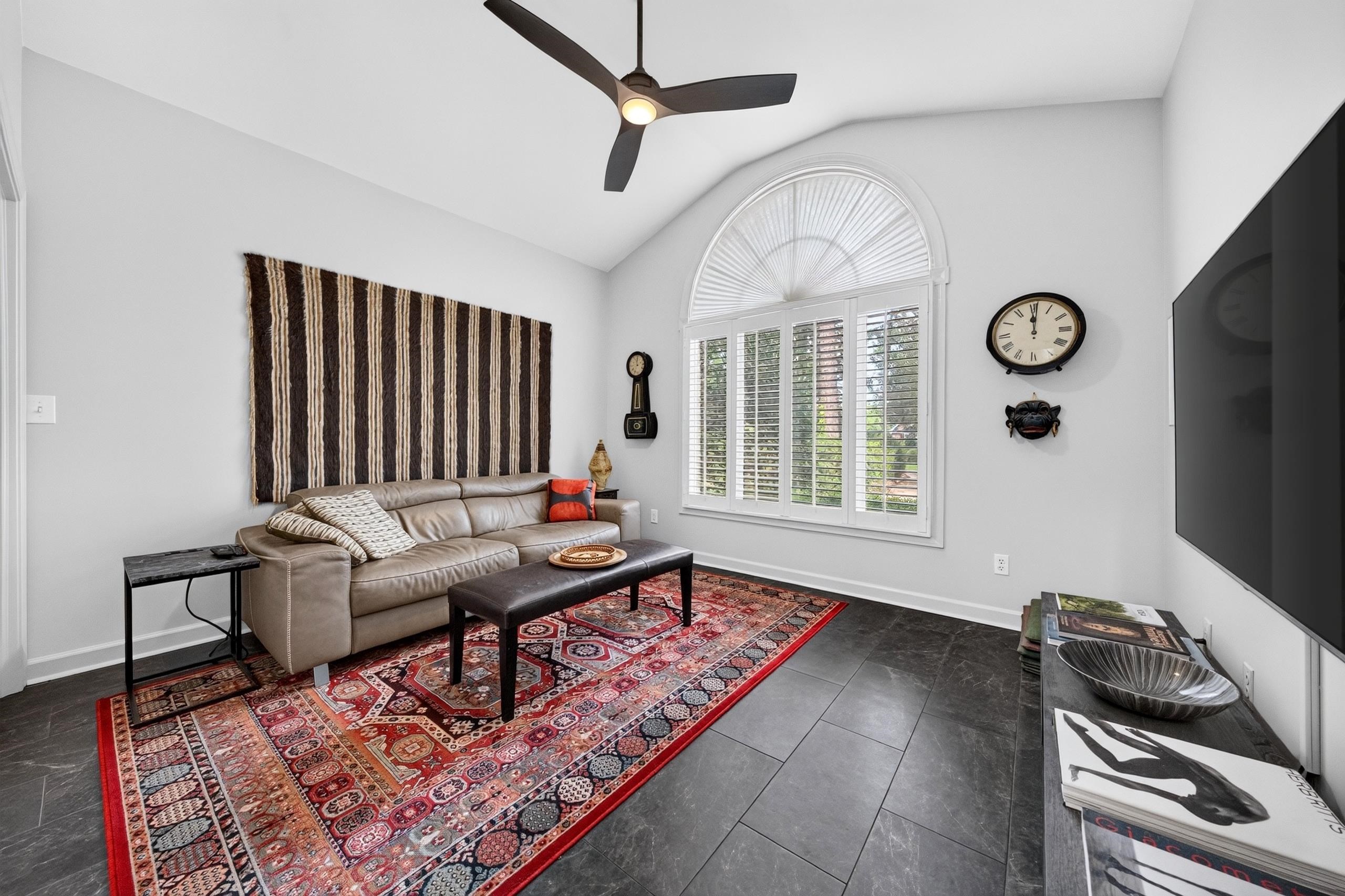 280 Georgetown Dr.