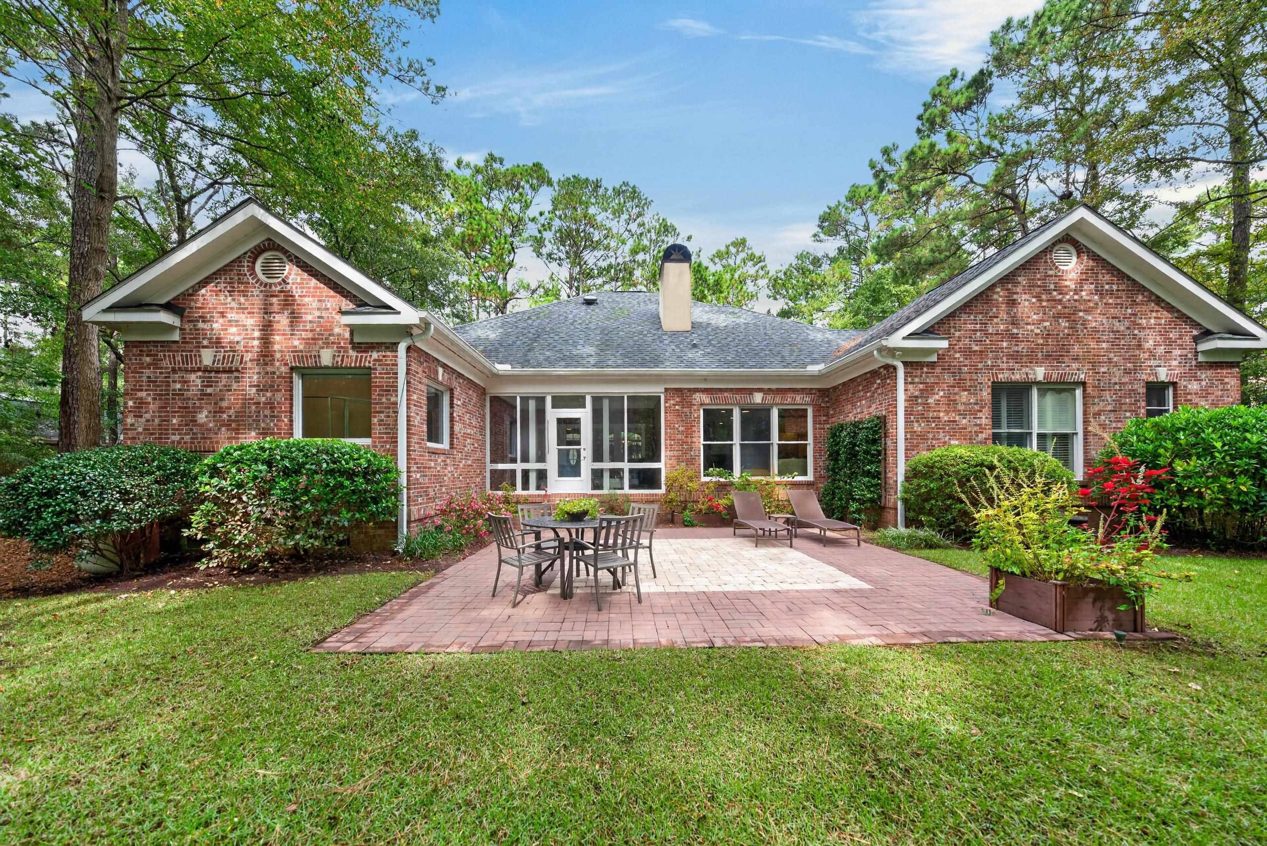 280 Georgetown Dr.