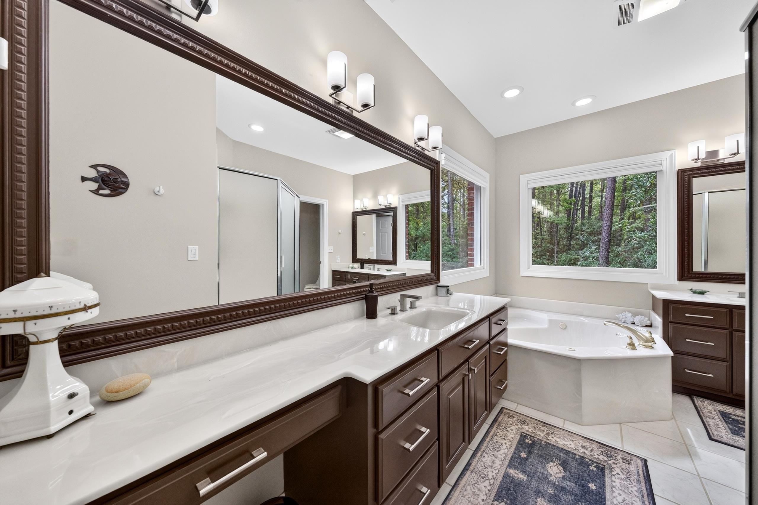 280 Georgetown Dr.