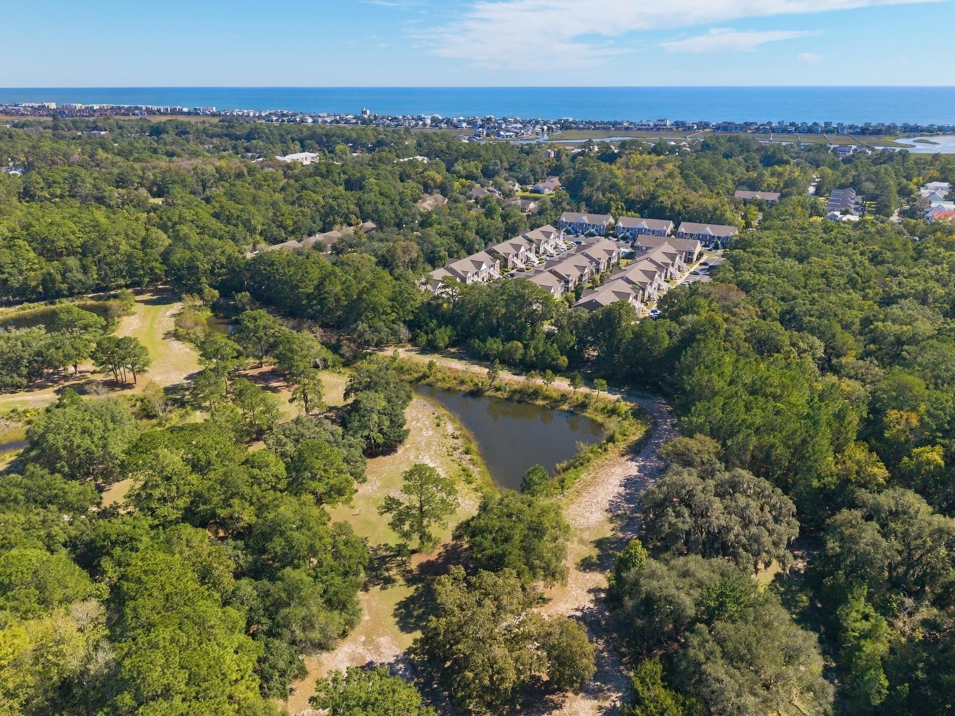 752 Algonquin Dr. Unit: B