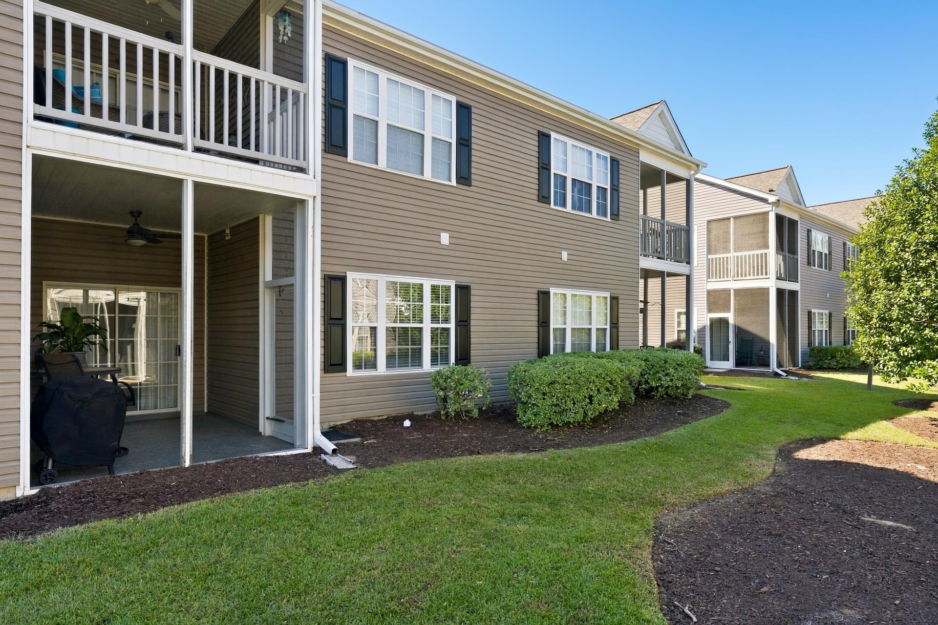 752 Algonquin Dr. Unit: B