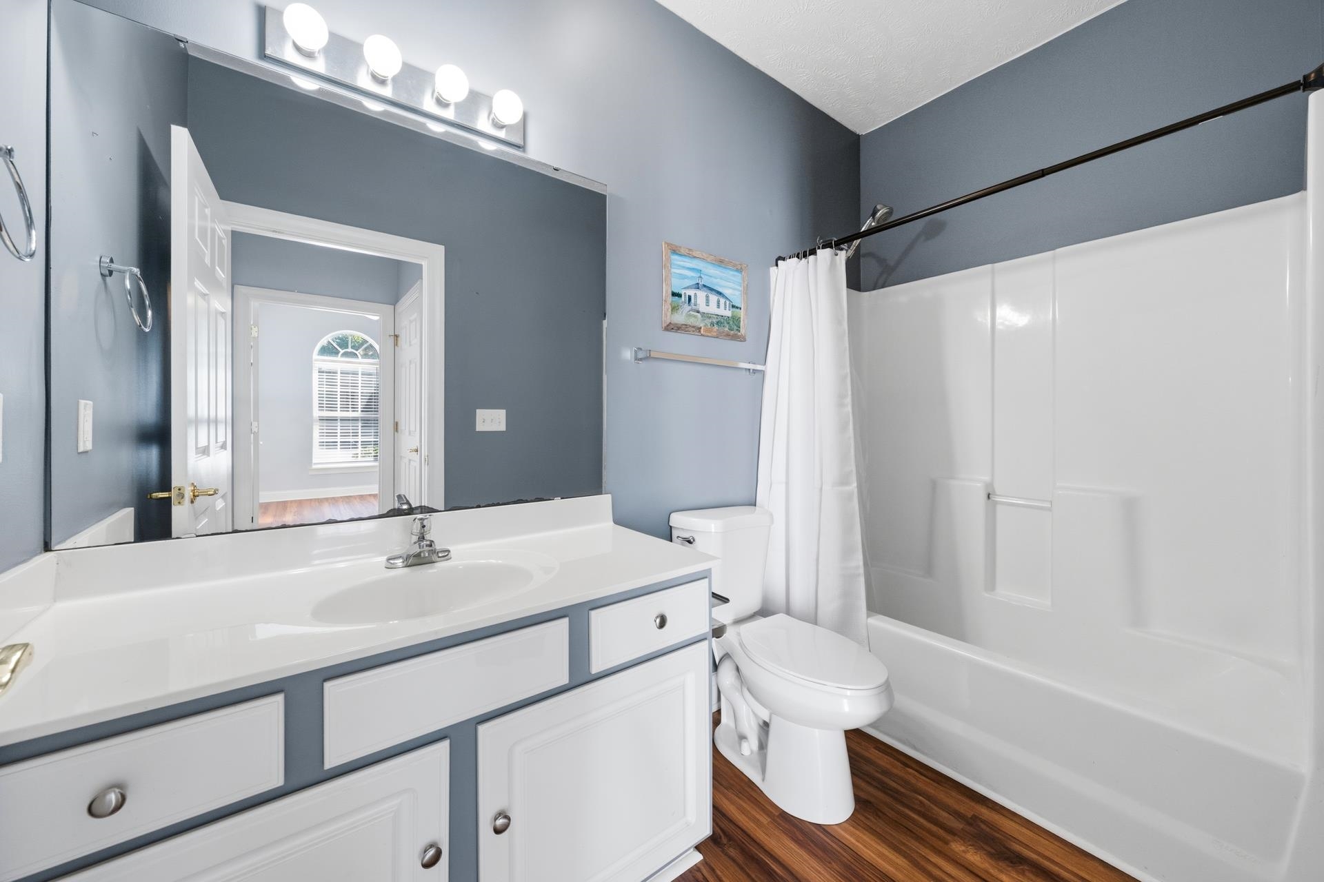 752 Algonquin Dr. Unit: B