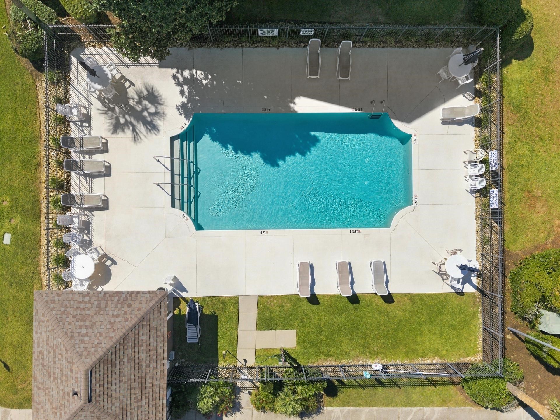 752 Algonquin Dr. Unit: B