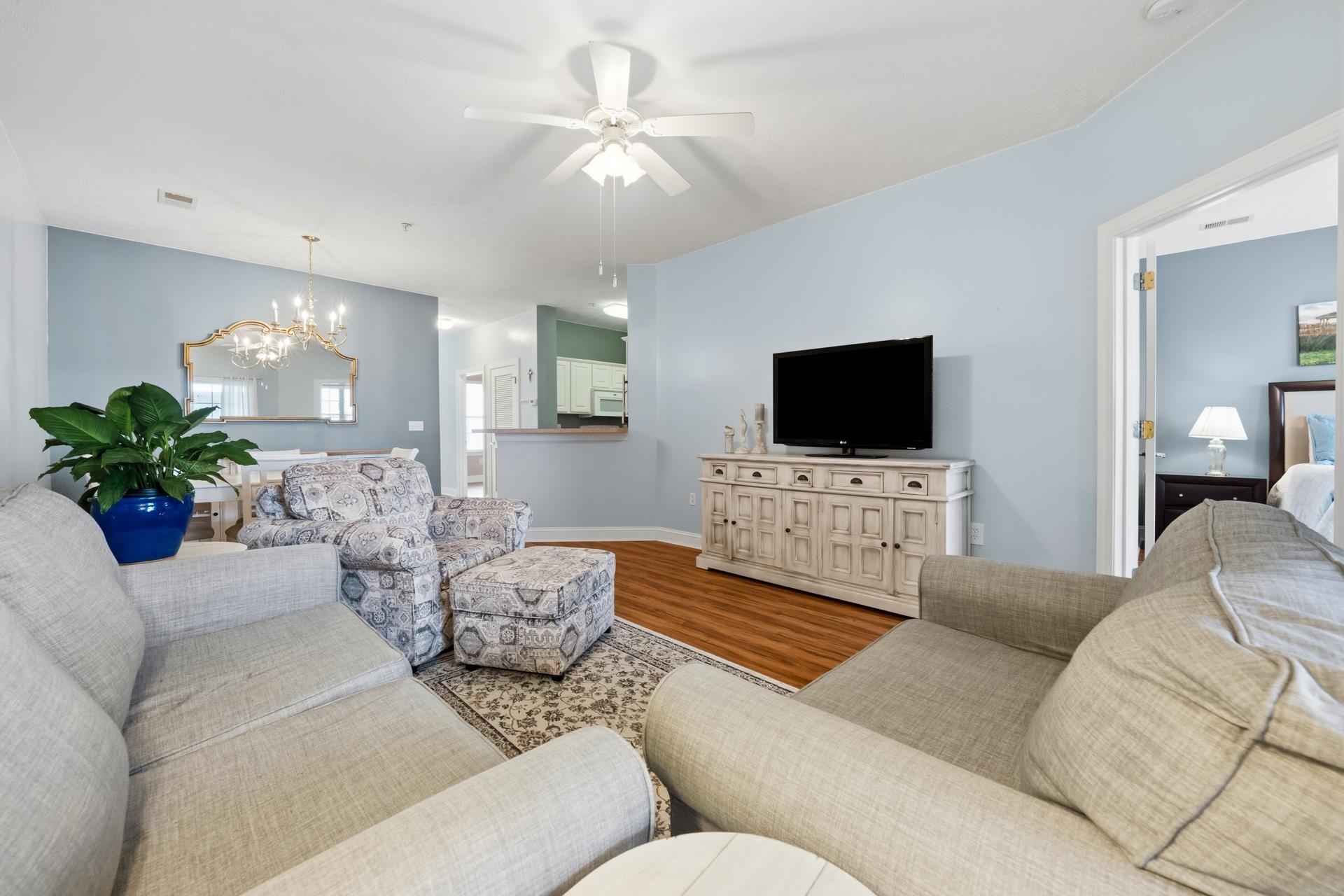 752 Algonquin Dr. Unit: B