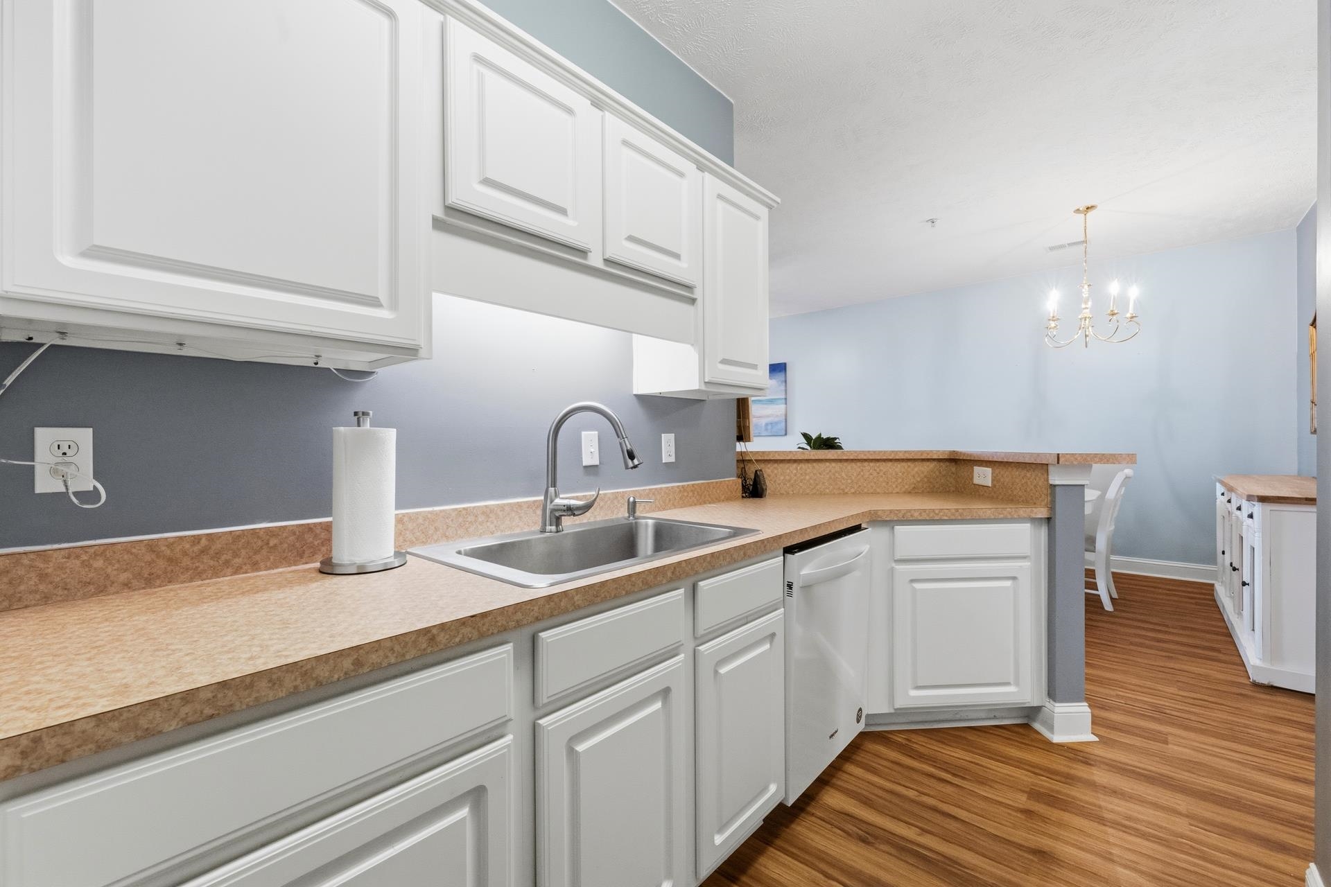 752 Algonquin Dr. Unit: B