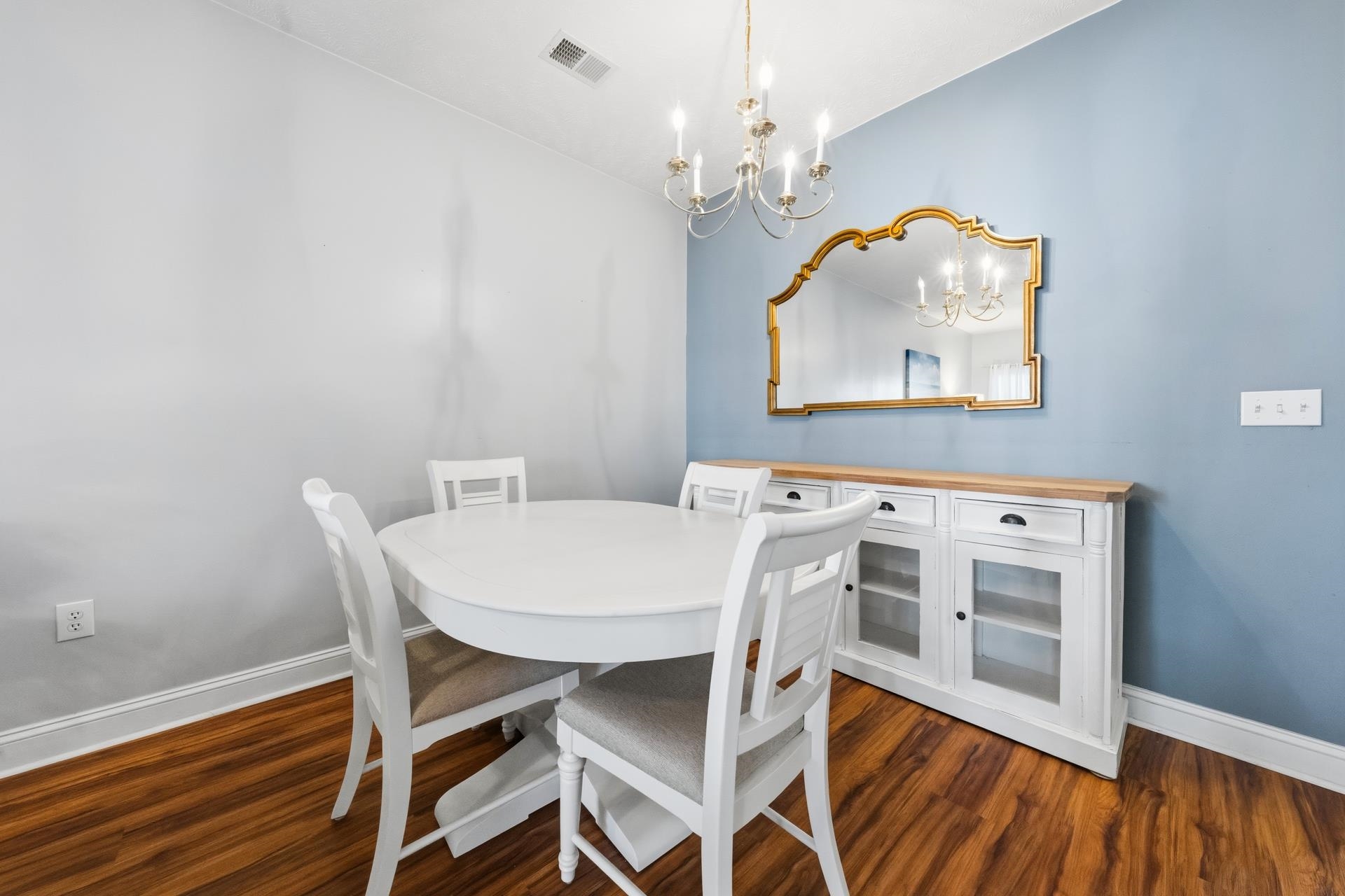 752 Algonquin Dr. Unit: B