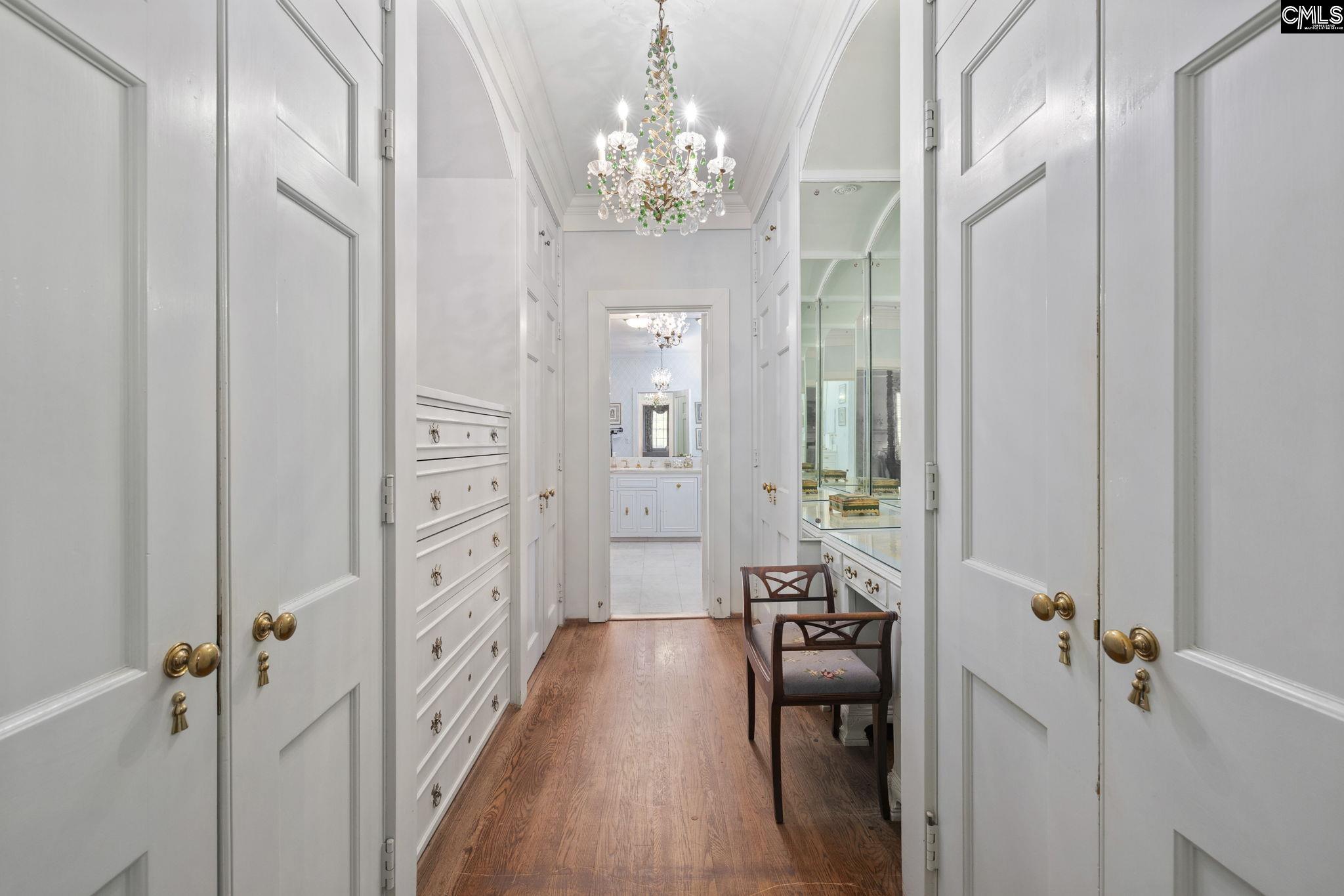 1100 W Carolina Avenue