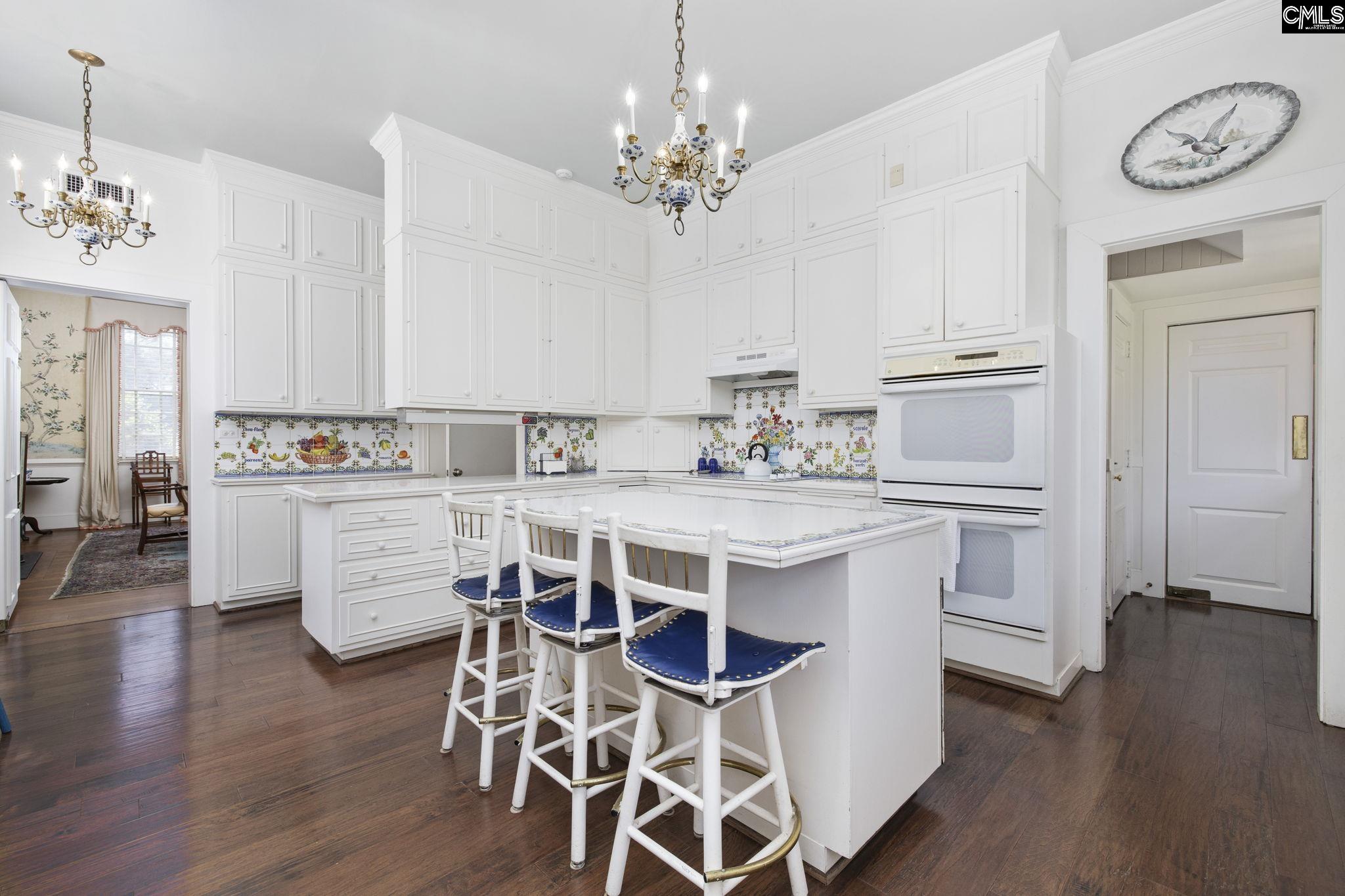 1100 W Carolina Avenue