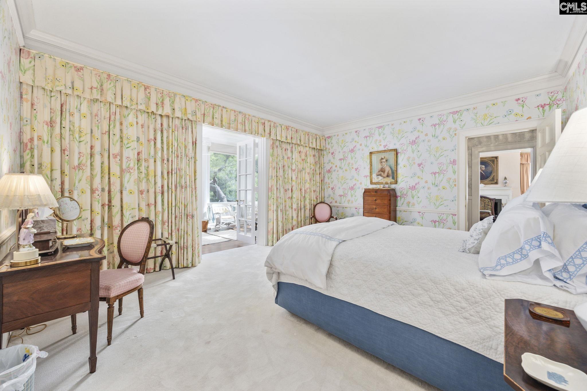 1100 W Carolina Avenue