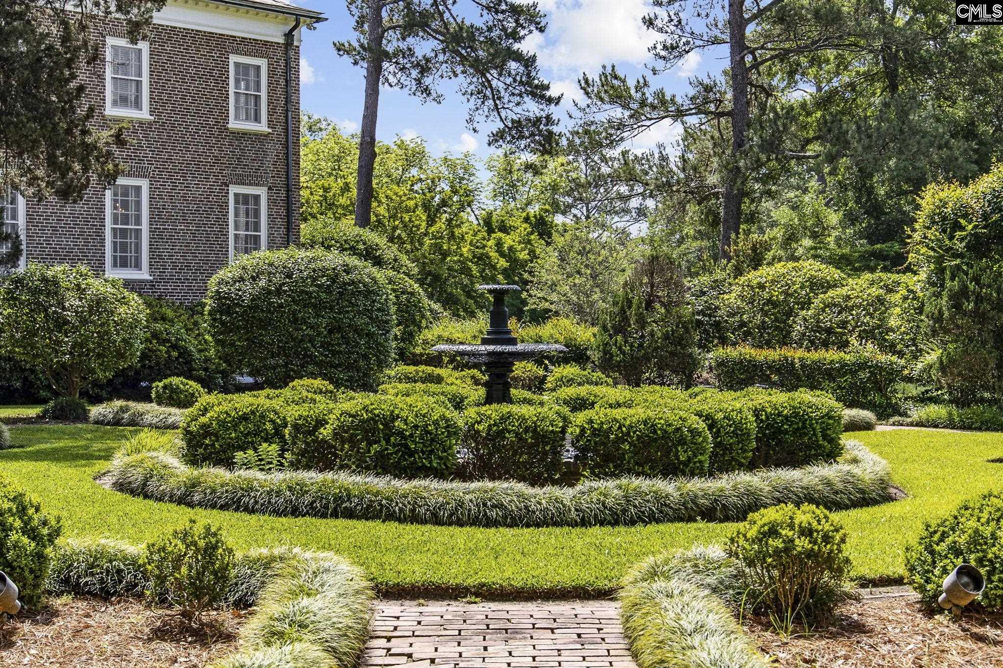 1100 W Carolina Avenue